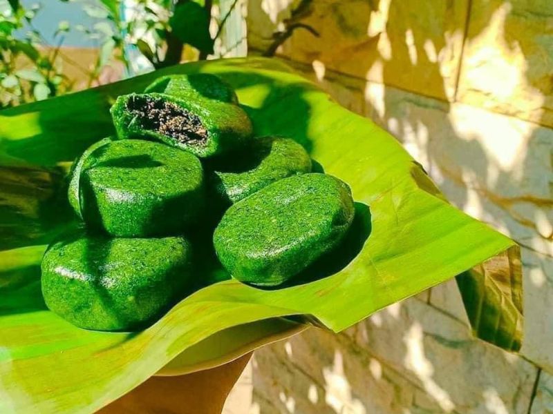 Món bánh nghe tên thấy “sợ hãi” mà càng ăn càng nghiền, đặc sản xứ Lạng được coi như một vị thuốc quý 2 Làm bánh cần có sự khéo léo