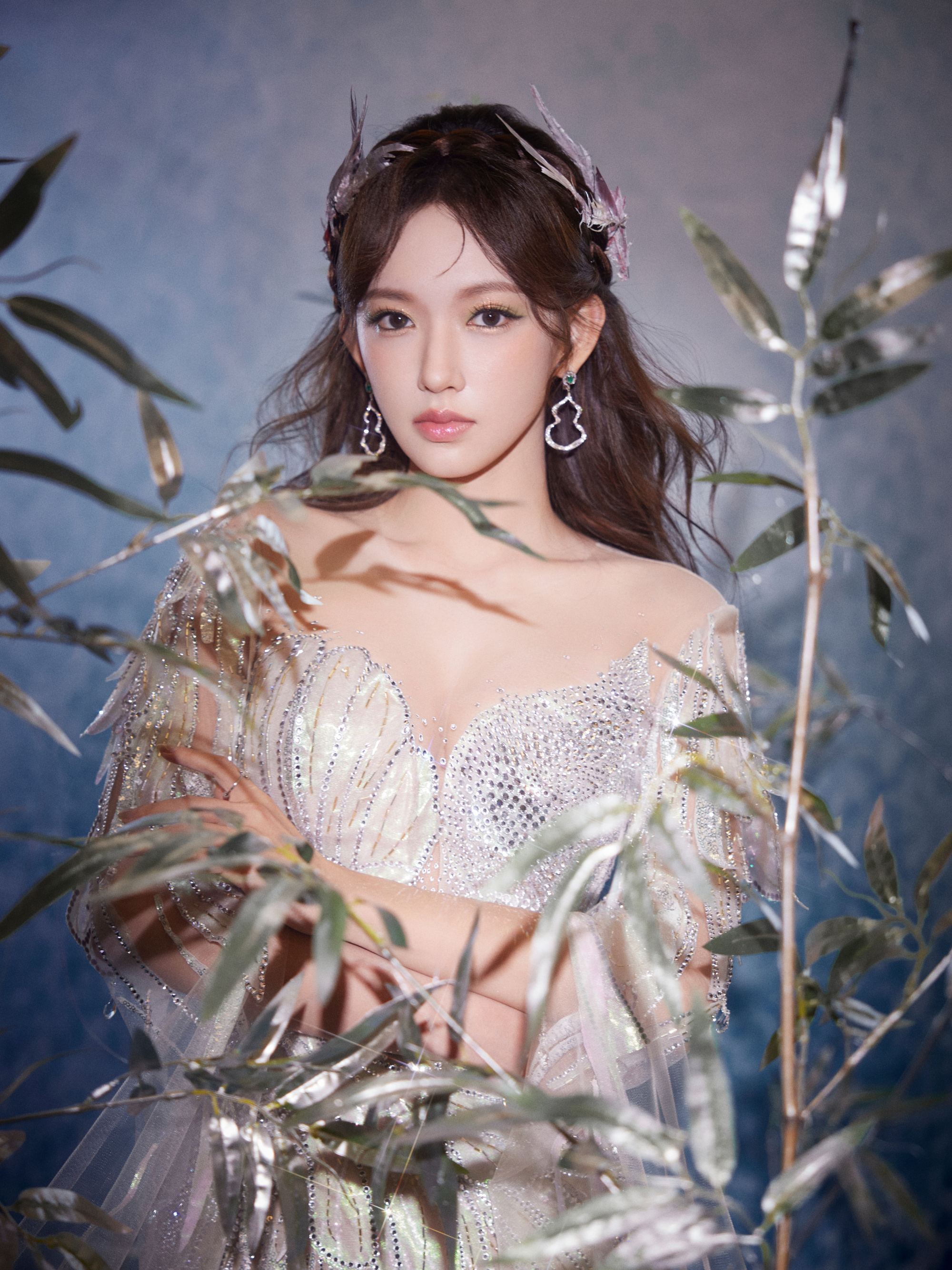 Netizen nước ngoài bình chọn 9 mỹ nhân Cbiz đẹp nhất: Địch Lệ Nhiệt Ba vượt mặt Triệu Lệ Dĩnh- Ảnh 3. Netizen nước ngoài bình chọn 9 mỹ nhân Cbiz đẹp nhất: Địch Lệ Nhiệt Ba vượt mặt Triệu Lệ Dĩnh- Ảnh 3.