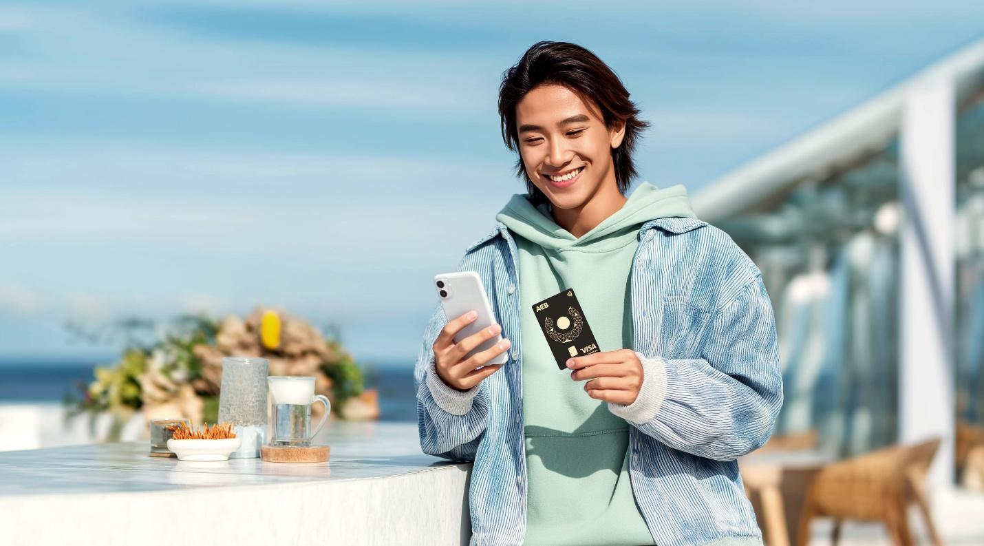 ACB: Lên đời iPhone, trả góp “0 đồng” áp lực- Ảnh 3.