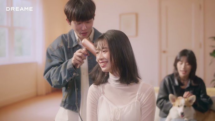 Những nàng hot girl quay vlog trên TikTok luôn có một món phụ kiện bất ly thân, đó là gì?- Ảnh 2.