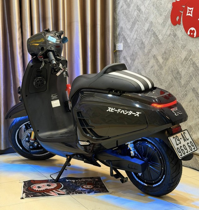 Người dùng khoe xe điện VinFast cá nhân hóa cực mạnh, dân mạng choáng: '1 đồng tiền xe, 5 đồng tiền độ'- Ảnh 5.