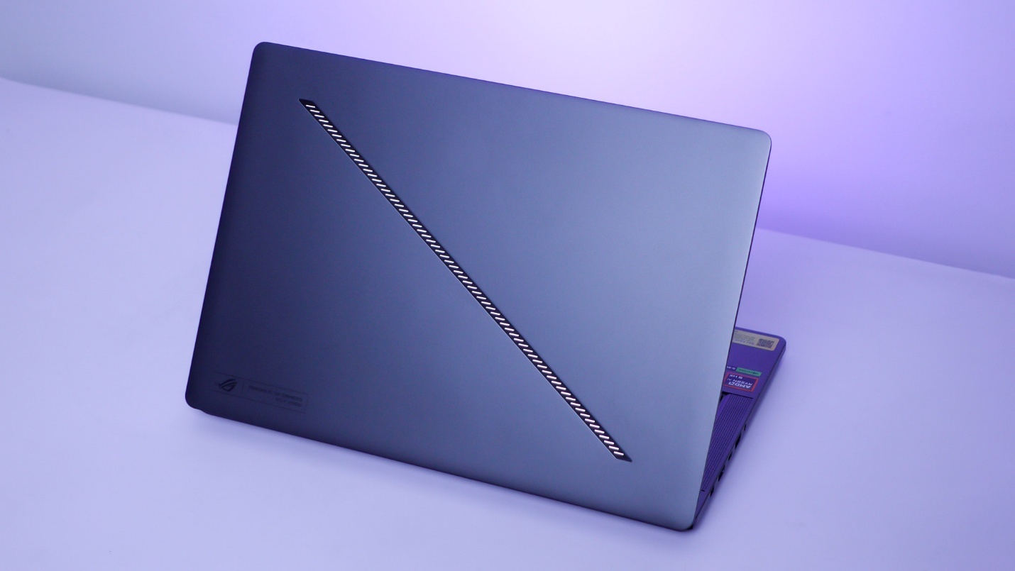 ROG Zephyrus G14 – Tái định nghĩa laptop gaming mỏng nhẹ 2025- Ảnh 2.