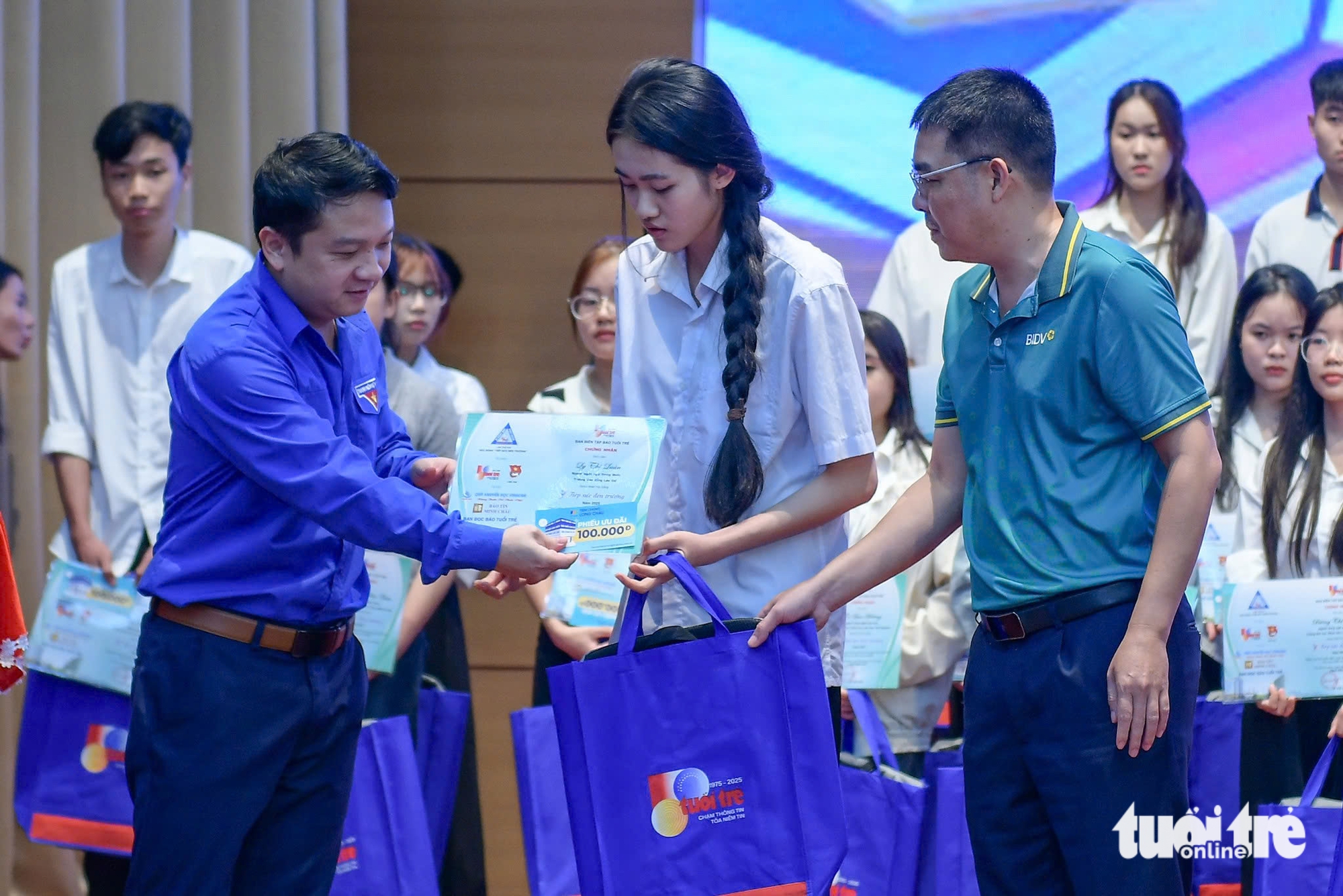 Tiếp sức đến trường - Ảnh 37.