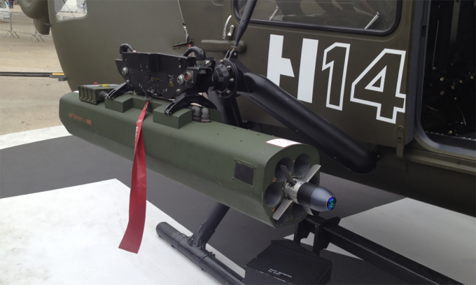 Cụm ống phóng rocket 70 mm của Thales trên trực thăng Eurocopter Tiger. Ảnh: Thales