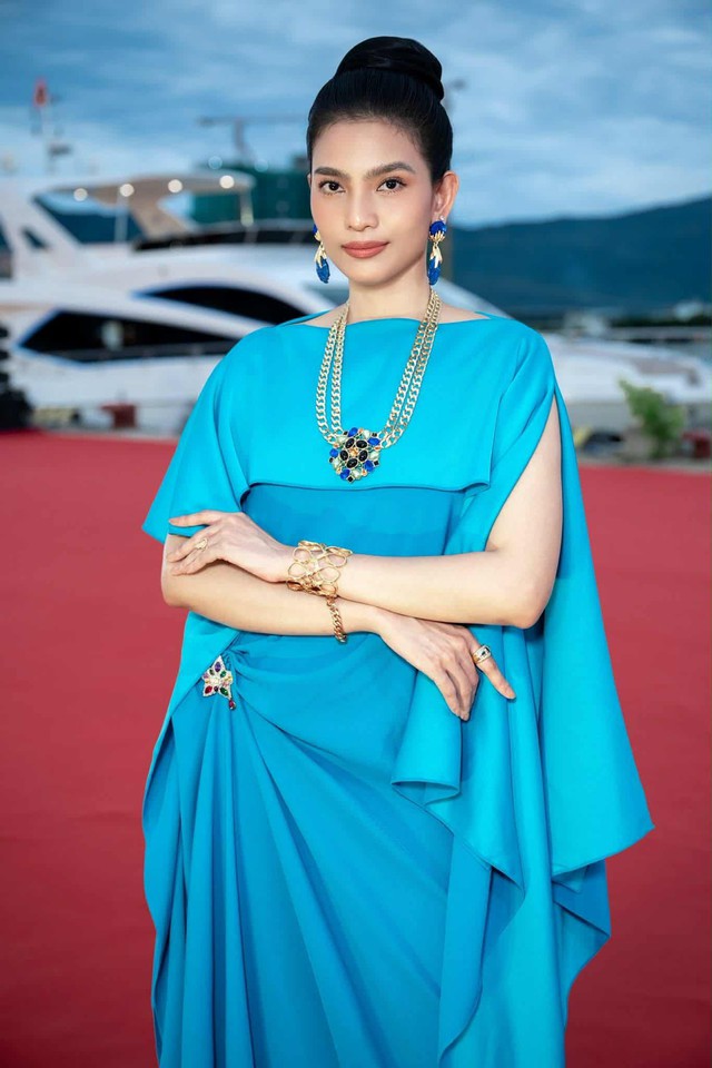 Ở tuổi 37, Trương Thị May luôn giữ vững và kiên trì yếu tố giúp mình giữ sức khỏe, có vóc dáng đẹp và làn da mịn màng tươi trẻ đó là chế độ ăn chay trường, tụng kinh sám hối và hành thiền vào mỗi sáng giúp cô có sức khỏe tốt và tinh thần sảng khoái. Tuổi U40 của cô vẫn giữ được vóc dáng chuẩn và sắc đẹp “lên hương” theo thời gian.