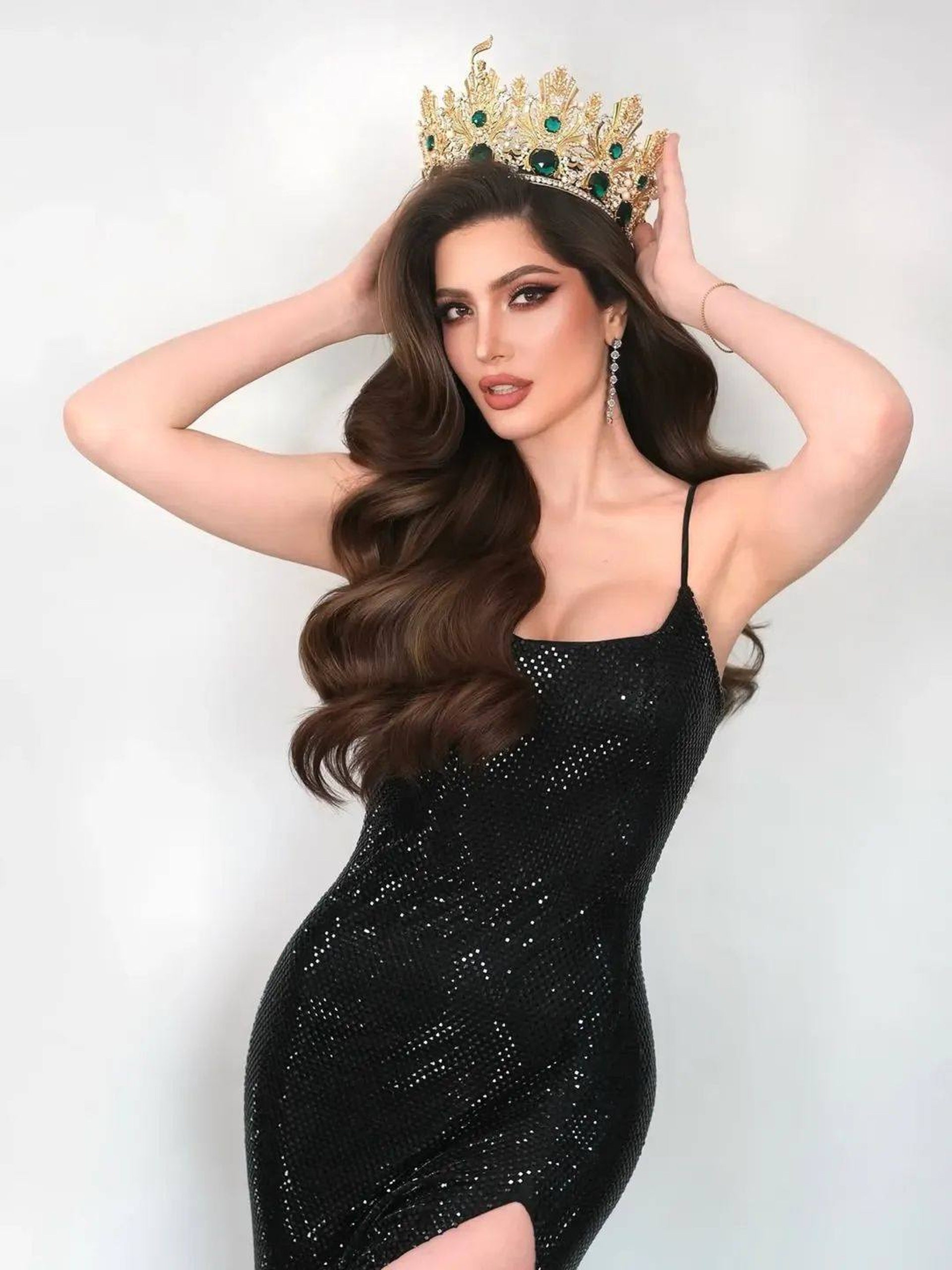 Người đẹp được dự đoán đăng quang Hoa hậu Hòa bình Quốc tế 2025 - 12