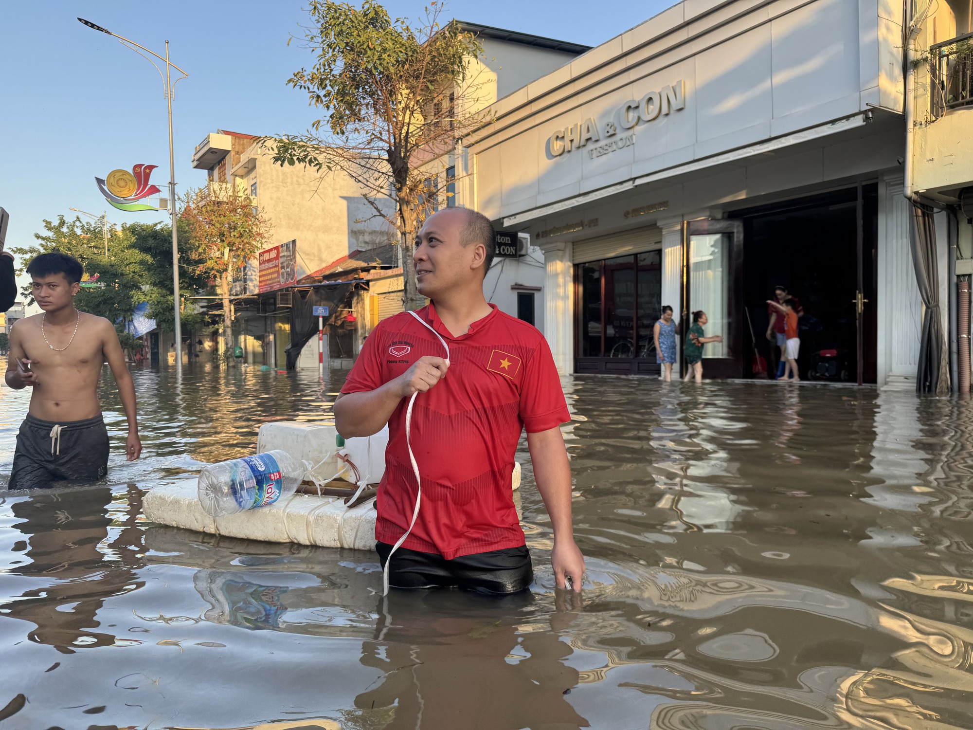 Thái Nguyên và những giọt nước mắt trong lũ dữ: 