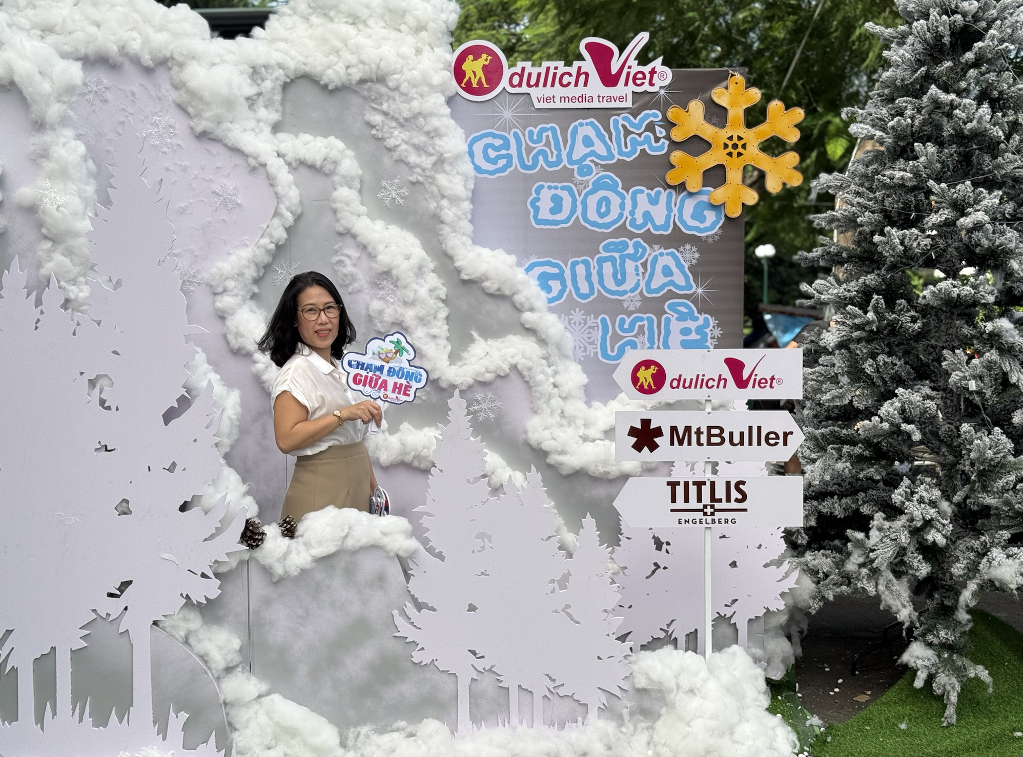 Cuối tuần săn tour giảm giá 