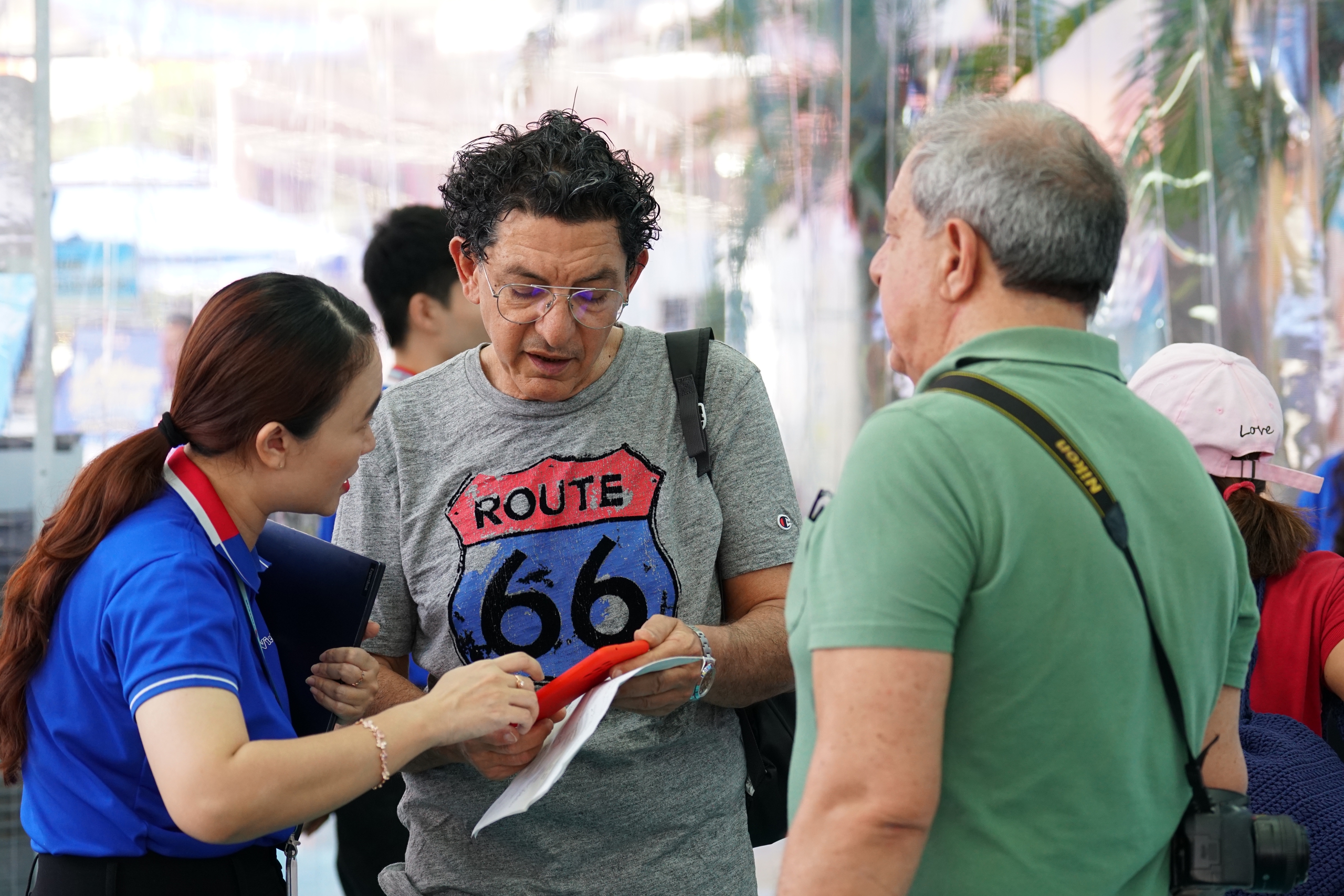 Cuối tuần săn tour giảm giá 