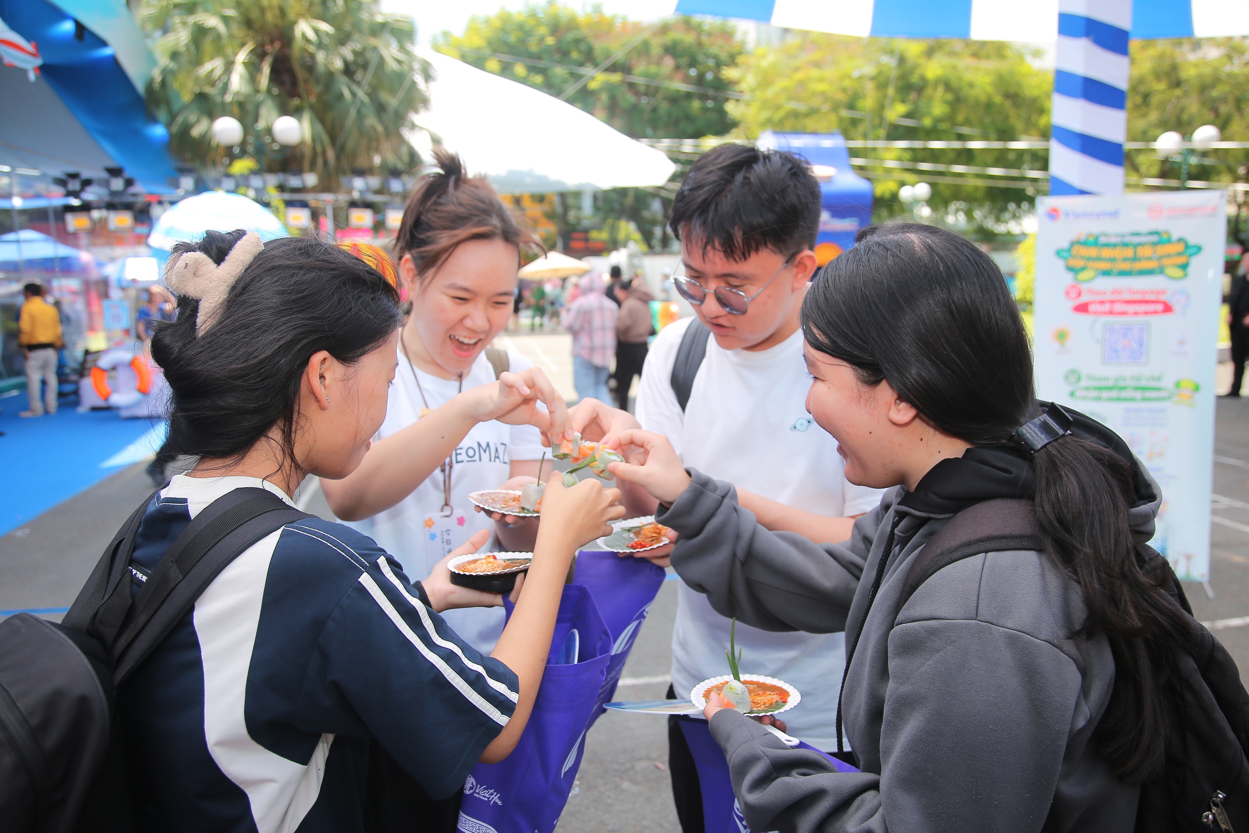 Cuối tuần săn tour giảm giá 