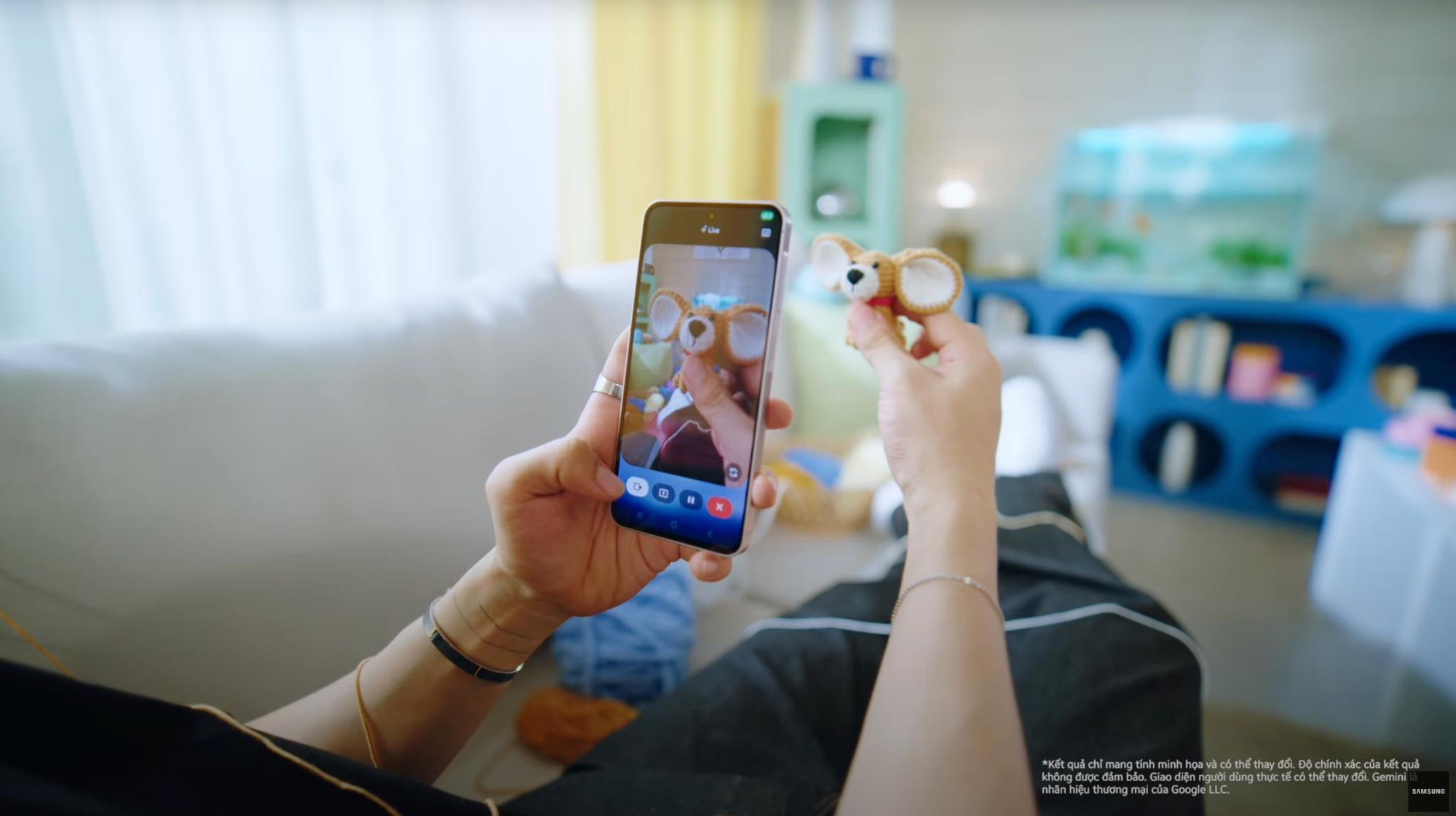 Hết làm ảo thuật, HIEUTHUHAI lại trổ tài đan móc khoá tặng SUNDAYs- Ảnh 5.