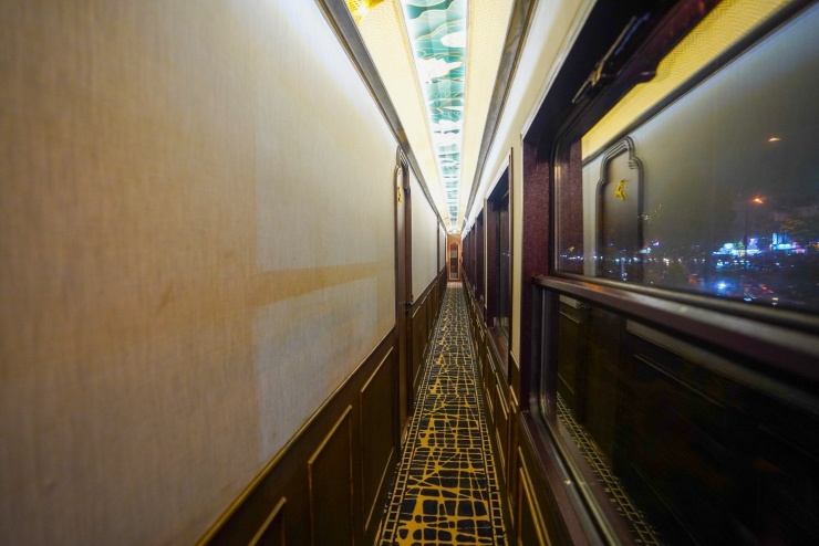 Chuyến tàu hơn 200 triệu đồng/người ở Việt Nam có gì khiến du khách mê mẩn? - 7