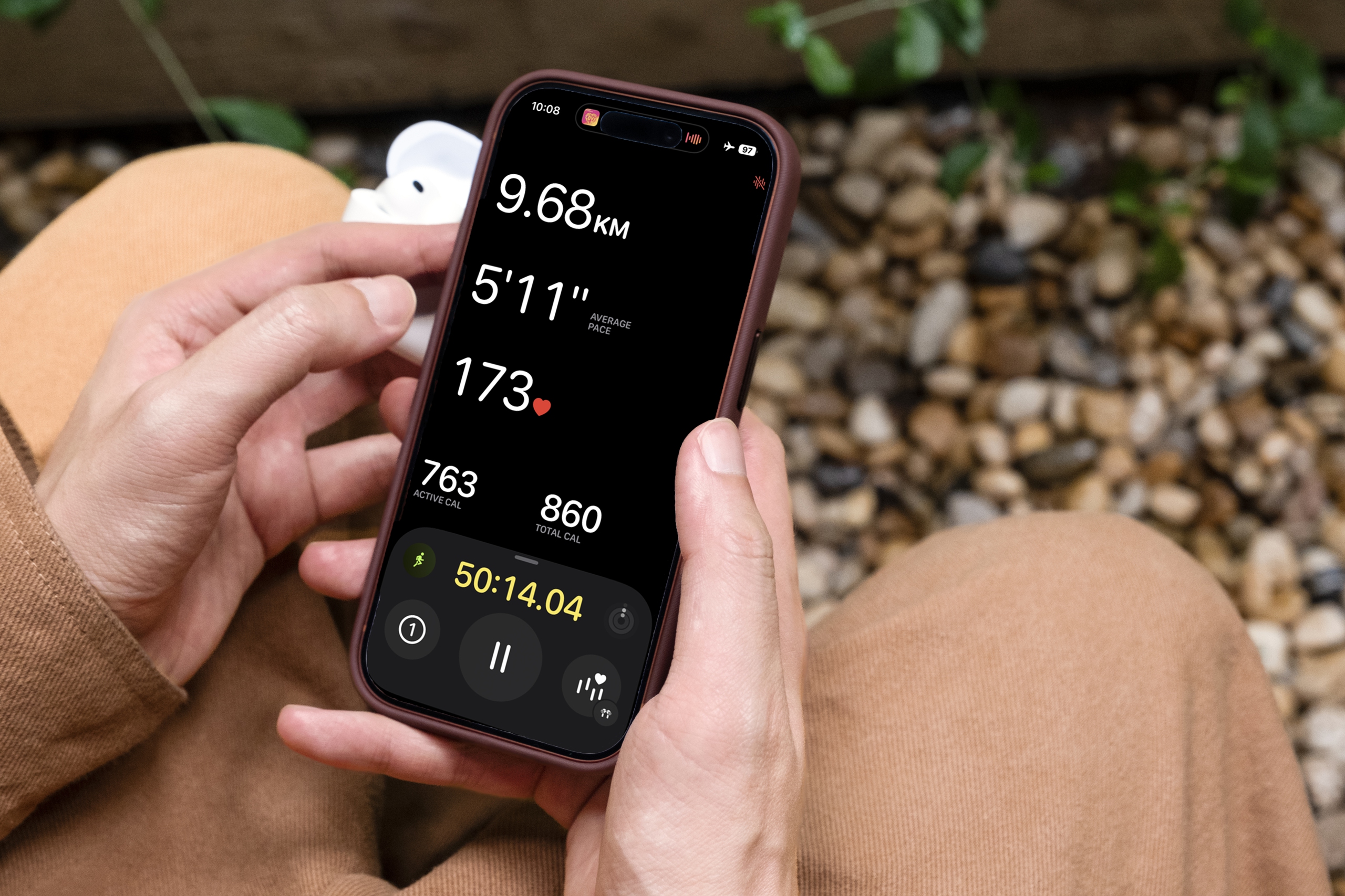 Trải nghiệm nhanh AirPods Pro 3 chính hãng vừa mở bán: Trên tai thoải mái, lần đầu có cảm biến đo nhịp tim- Ảnh 9.