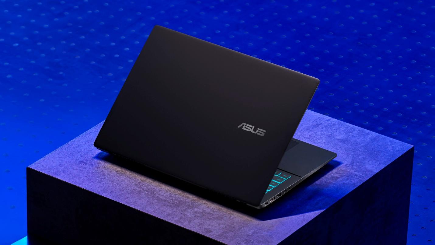 ASUS Gaming V16: Laptop gaming mỏng nhẹ vừa học vừa chơi cho mùa Back to School- Ảnh 2. ASUS Gaming V16: Laptop gaming mỏng nhẹ vừa học vừa chơi cho mùa Back to School- Ảnh 2.