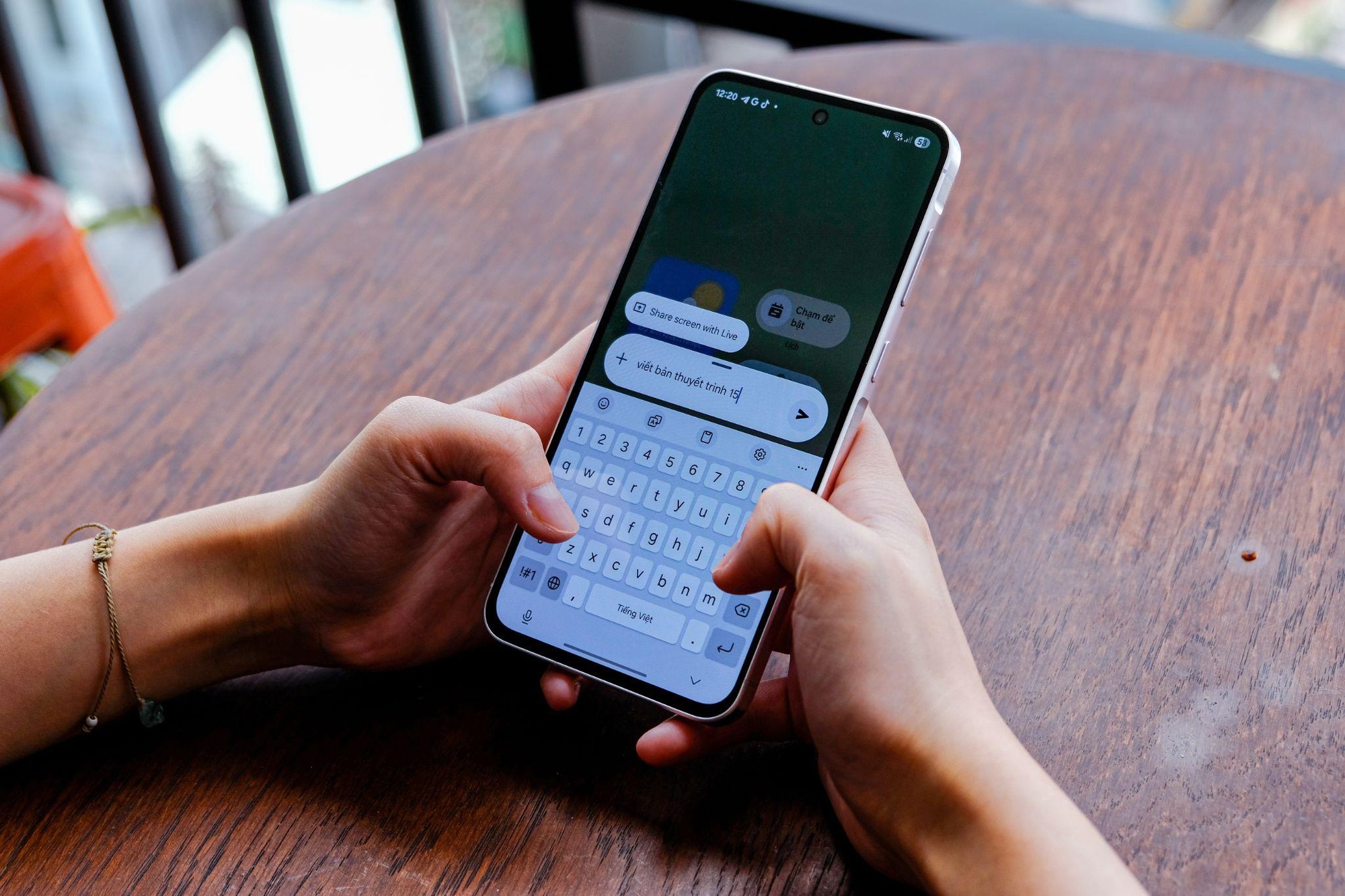 Sinh viên hết “đọc slide” từ đây: bật Gemini Live trên Galaxy A56 5G, biến lớp học thành show diễn thực thụ- Ảnh 4.