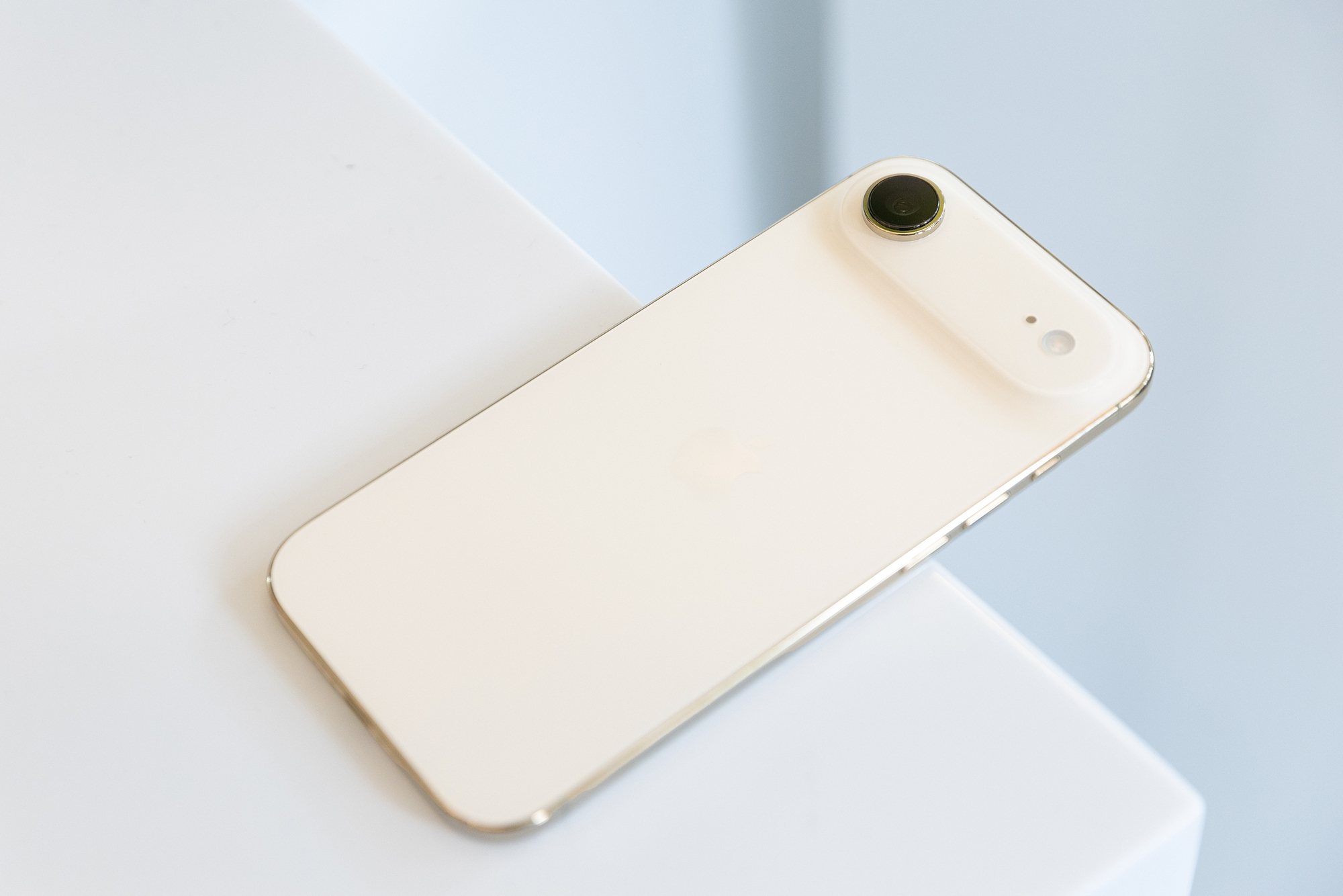 5 mẫu iPhone đáng mua nhất hiện tại- Ảnh 2.