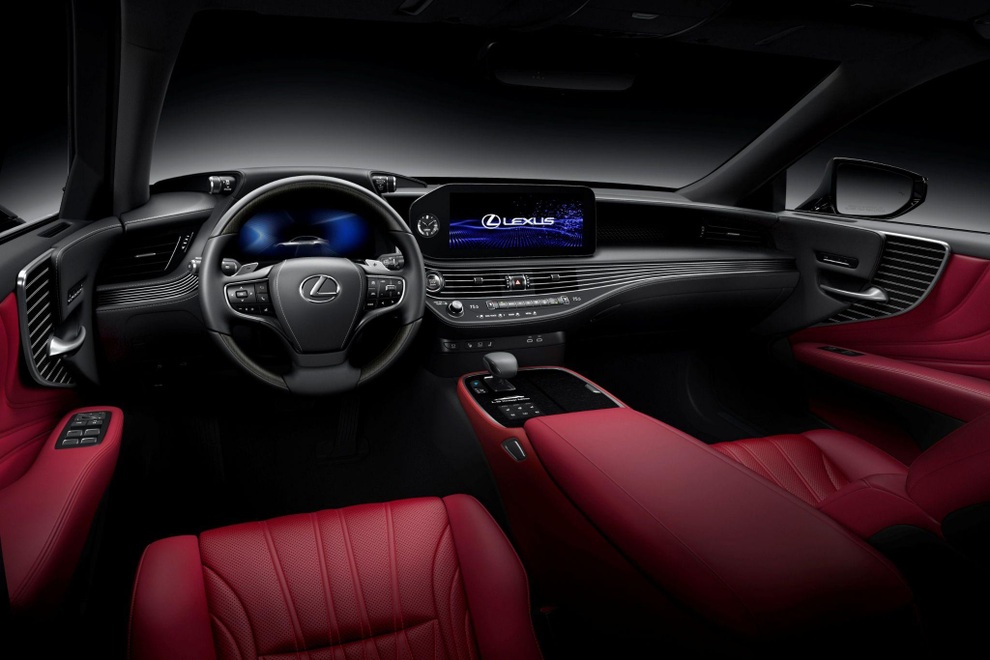 Sedan đầu bảng của Lexus bị cho “về hưu” sau 36 năm - 2