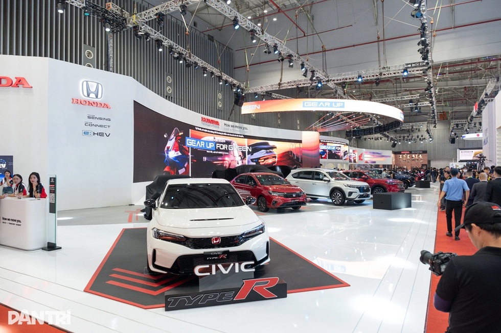 Mazda6 ngừng bán tại Việt Nam, tương lai Honda Accord ra sao? - 5