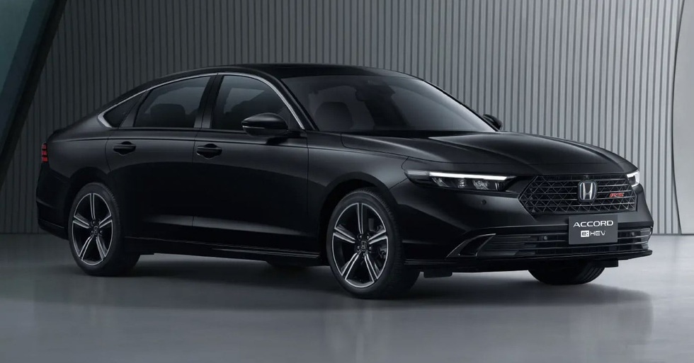Mazda6 ngừng bán tại Việt Nam, tương lai Honda Accord ra sao? - 6