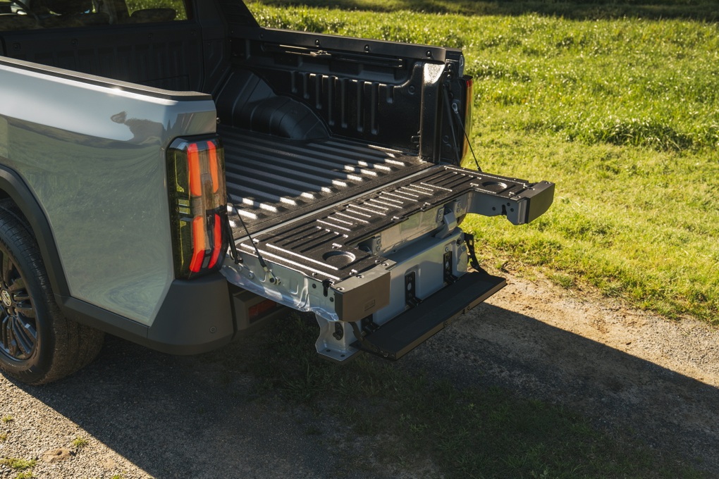 MG ra mắt xe bán tải U9, cạnh tranh với Ranger và Hilux - 2