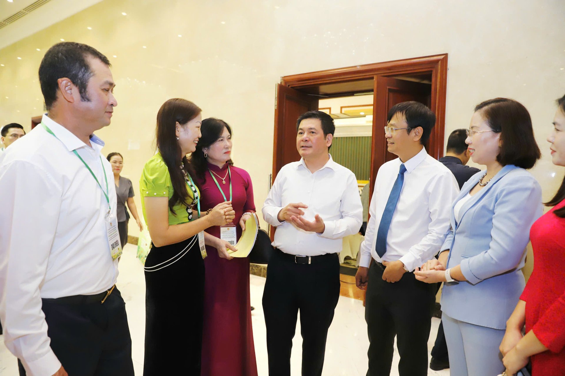 Đối thoại với nông dân: Bộ trưởng Bộ Công Thương nhắn nhủ qua thời 