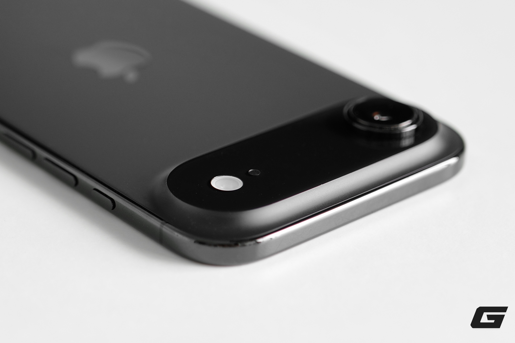 Bạn sẽ khó tin độ mỏng của iPhone Air cho tới khi xem những hình này!- Ảnh 16.