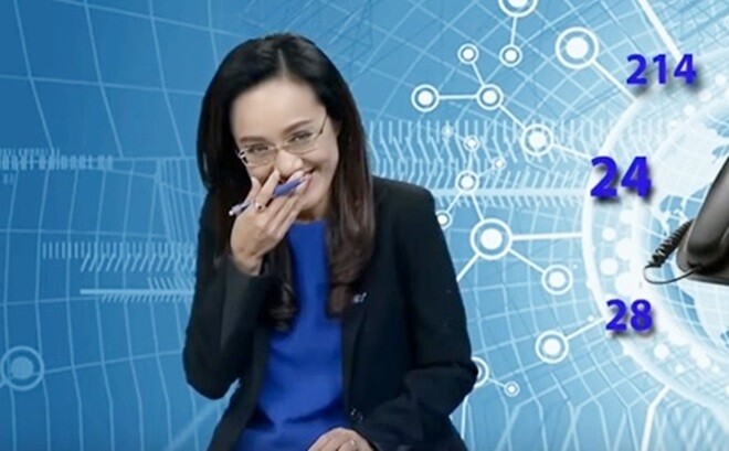 BTV Hoài Anh bật cười ngay trên sóng trực tiếp khi bạn dẫn nói nhầm.