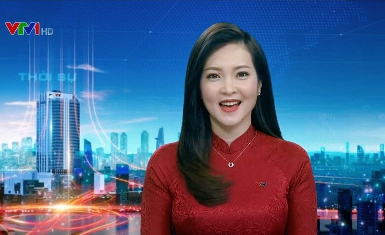 BTV Phương Thảo cho biết khi xảy ra sự cố, cần bình tĩnh để xử lý tình huống sao cho ít ảnh hưởng tới bản tin nhất có thể.