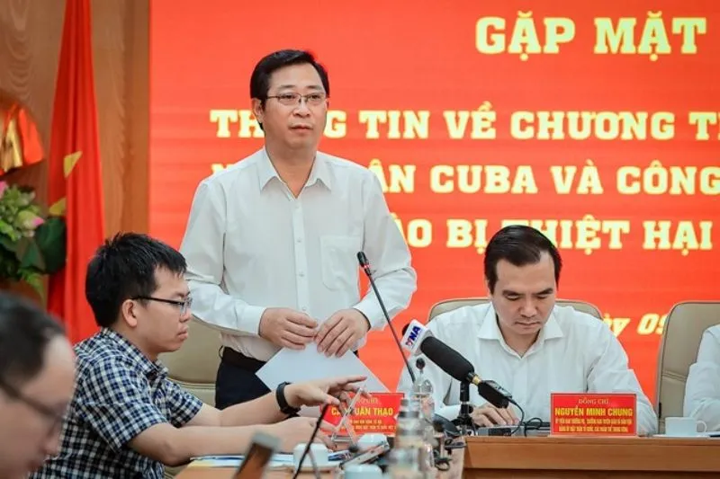 ủng hộ nhân dân Cuba.jpg