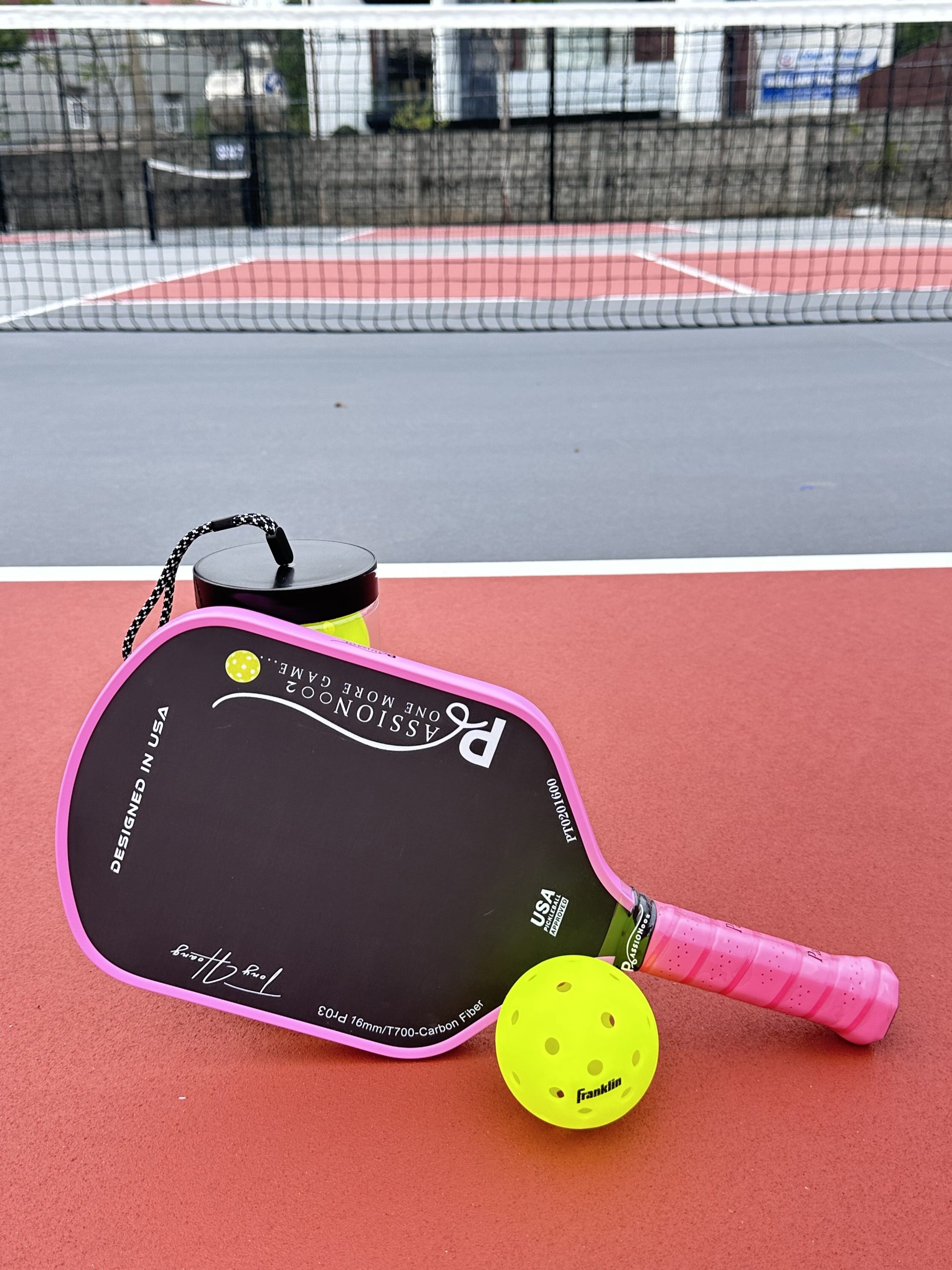 Con gái Đông Nhi mang vợt tiền triệu, ra dáng "vợt thủ" trên sân pickleball - Ảnh 5.