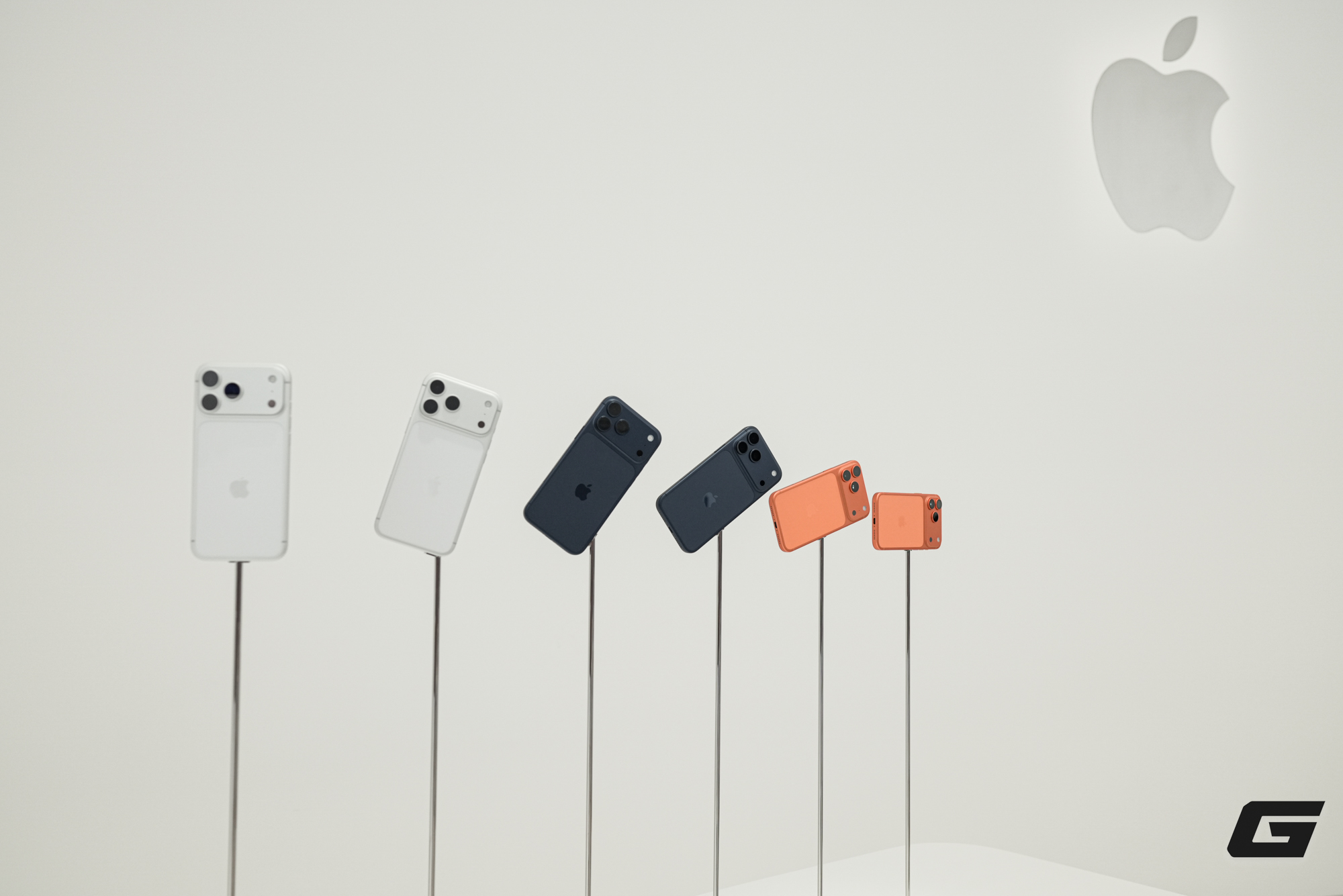 Trên tay iPhone 17 Pro Max tại Mỹ: Camera nâng cấp lớn, bộ ba chip mới A19 Pro + N1 + C1X, pin trâu nhất lịch sử nhưng phải đánh đổi dày và nặng hơn, giá tại Việt Nam cũng cao hơn- Ảnh 8.