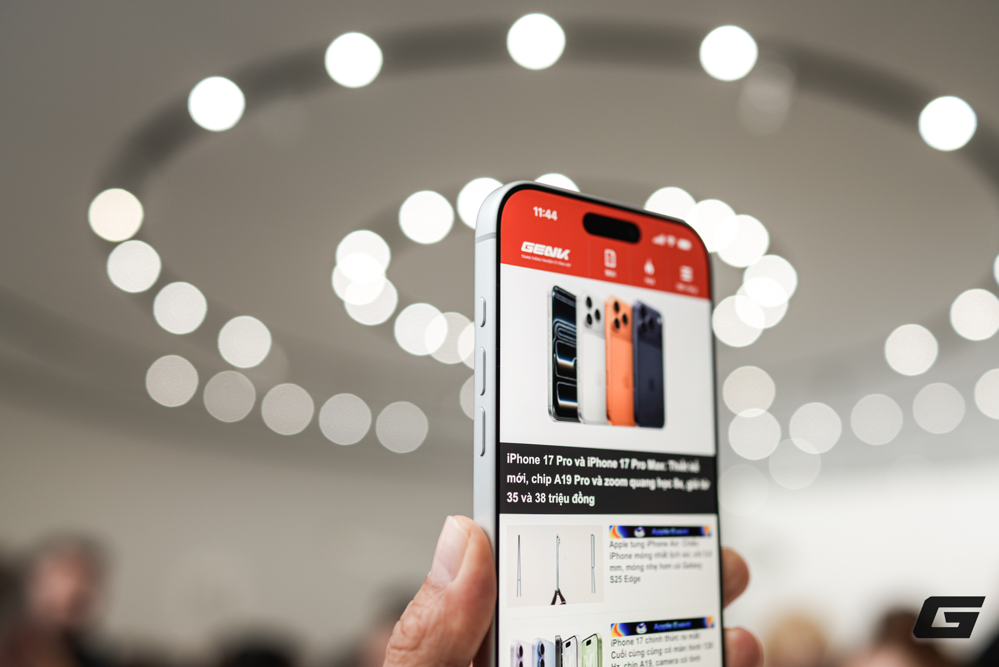 Trên tay iPhone 17 Pro Max tại Mỹ: Camera nâng cấp lớn, bộ ba chip mới A19 Pro + N1 + C1X, pin trâu nhất lịch sử nhưng phải đánh đổi dày và nặng hơn, giá tại Việt Nam cũng cao hơn- Ảnh 9.