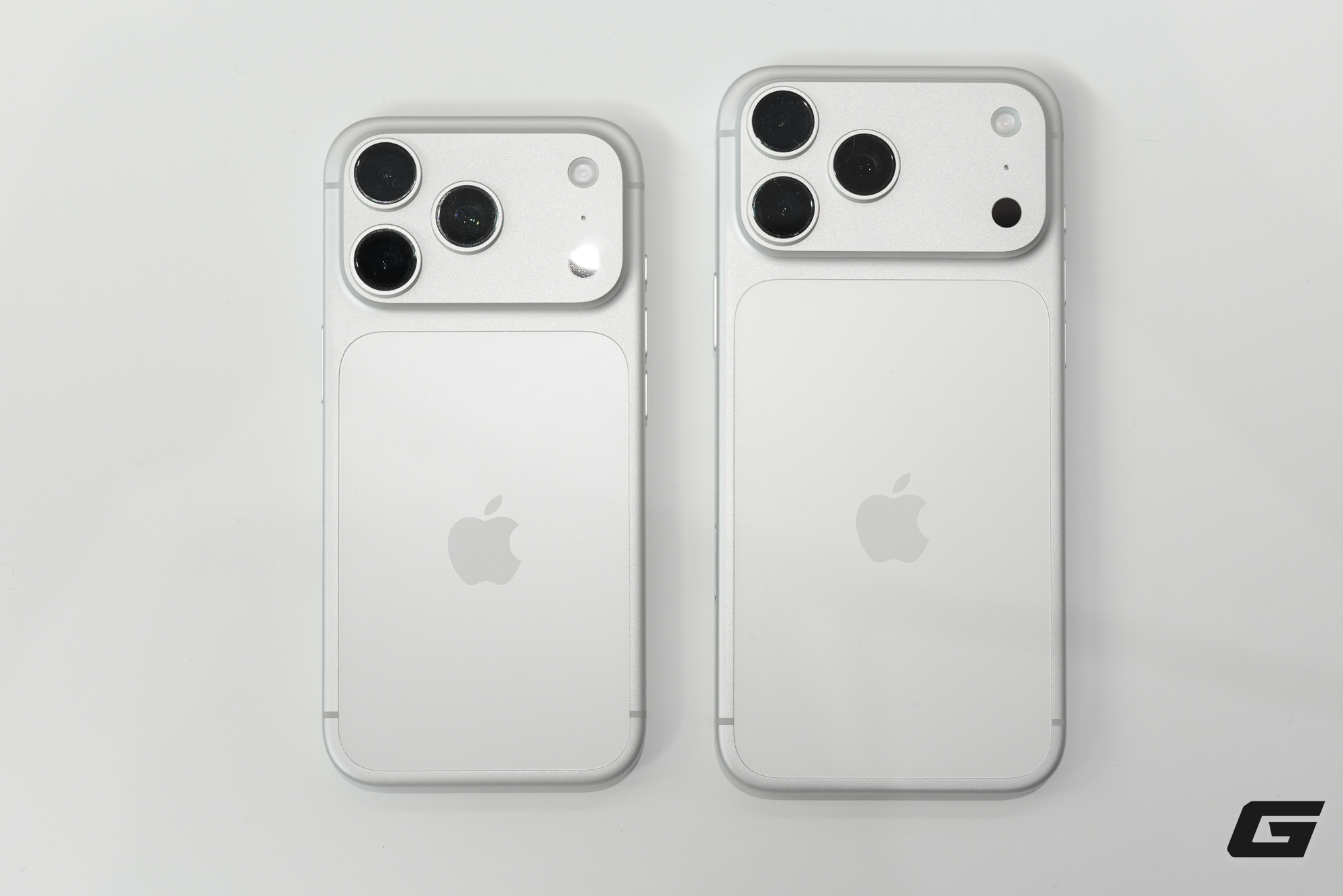 Trên tay iPhone 17 Pro Max tại Mỹ: Camera nâng cấp lớn, bộ ba chip mới A19 Pro + N1 + C1X, pin trâu nhất lịch sử nhưng phải đánh đổi dày và nặng hơn, giá tại Việt Nam cũng cao hơn- Ảnh 14.