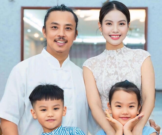 Chí Anh và Khánh Linh có tổ ấm hạnh phúc bên 2 con.