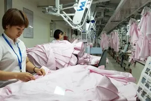 Bộ Nội vụ nêu lý do cần tăng lương và điều chỉnh khu vực áp lương tối thiểu vùng