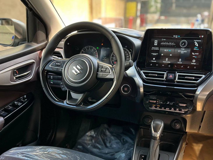 Suzuki Fronx thêm clip ‘nhá hàng’ trước ngày ra mắt Việt Nam: Dự kiến 3 bản, tạm tính từ 520 triệu đồng, có hybrid, ADAS đấu Raize, Sonet- Ảnh 9. Suzuki Fronx - Ảnh 8.