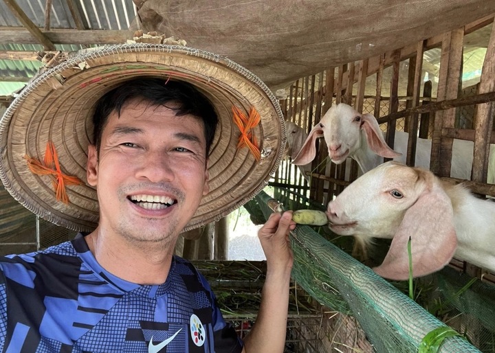 Danh hài đóng một phim mua được cả miếng đất, U60 sở hữu cơ ngơi bạc tỷ - Ảnh 4.