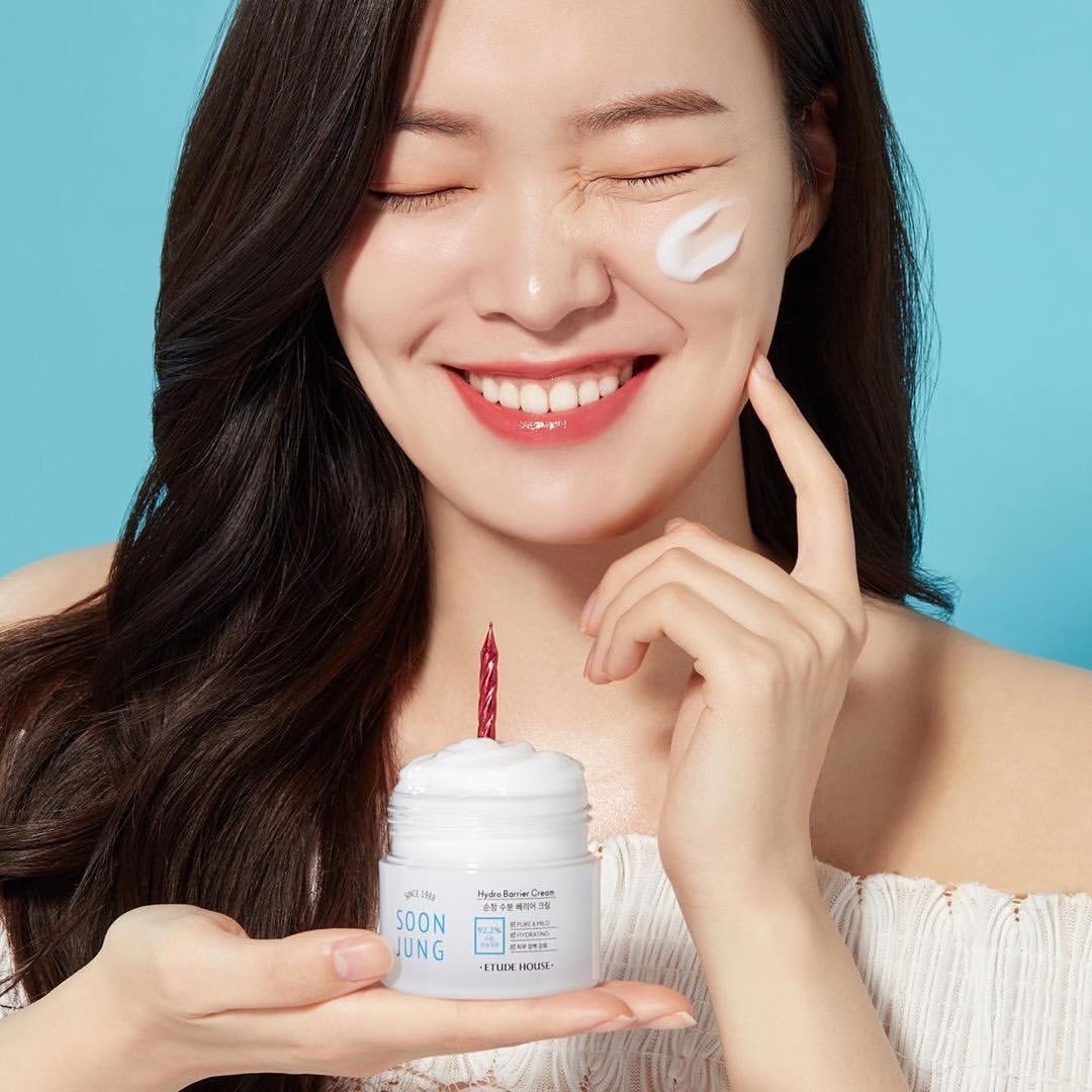 Vogue tung hô 7 món skincare Hàn: Bôi lên da đẹp nức nở, dùng rồi chỉ muốn thốt lên 