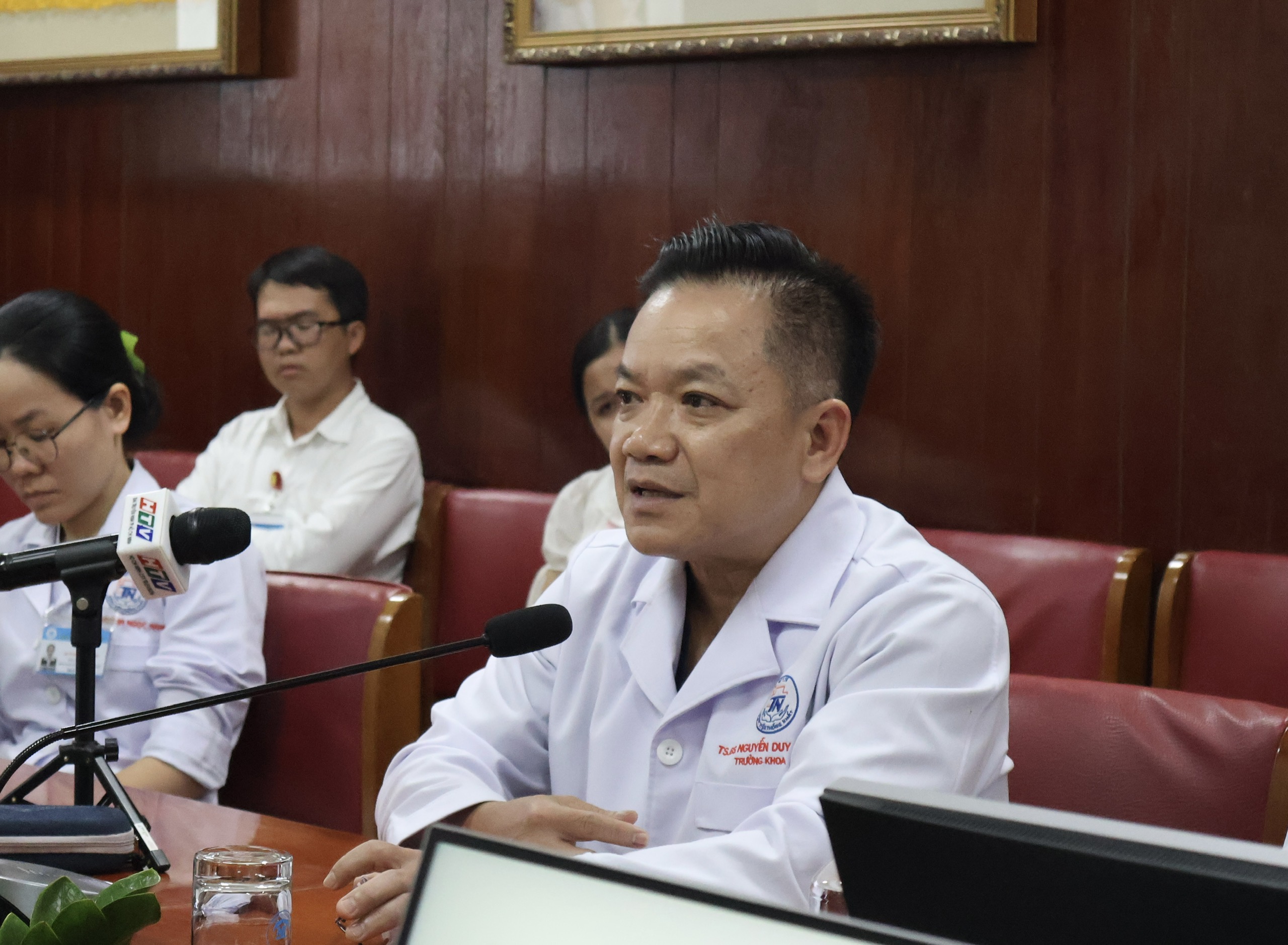 Vì sao ngày càng nhiều người trẻ bị viêm cầu thận, suy thận biến chứng nặng?- Ảnh 4. Vì sao ngày càng nhiều người trẻ bị viêm cầu thận, suy thận biến chứng nặng?- Ảnh 4.