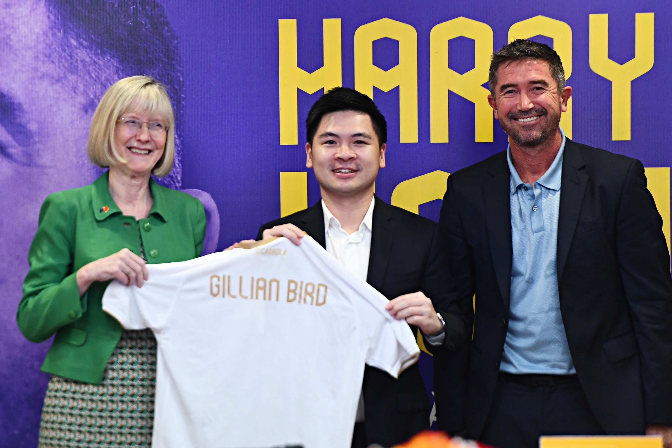 HLV Hà Nội Harry Kewell: ‘Có Robbie Fowler là bạn thân, tôi sẽ hiểu hơn bóng đá châu Á’ - Ảnh 2.