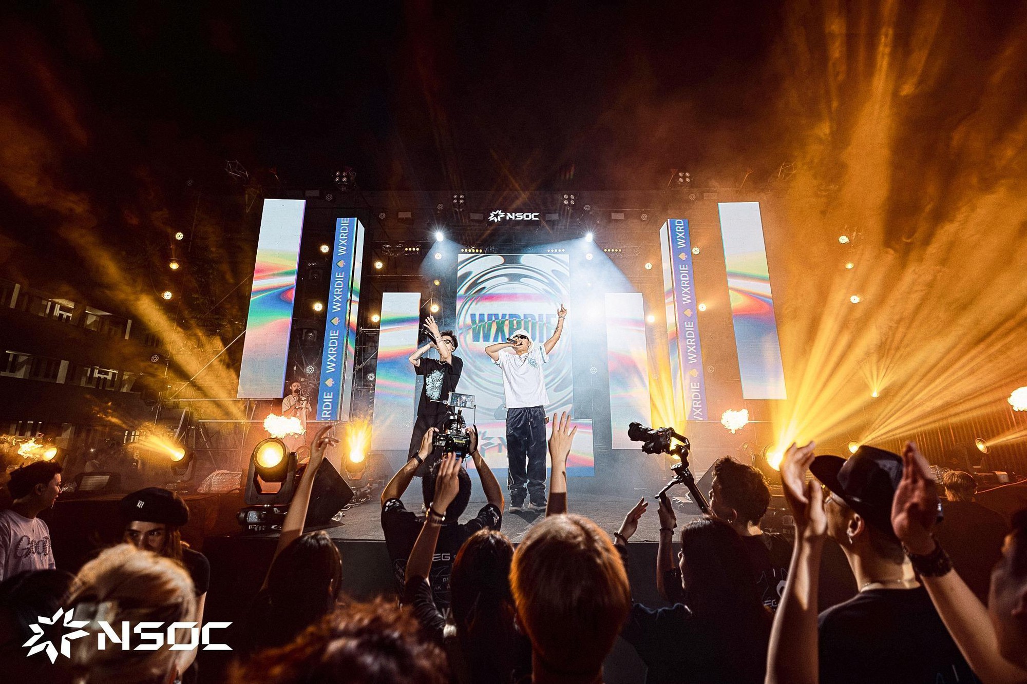 Wake-up 247 tiếp năng lượng cho sinh viên “bùng nổ” cùng NSOC 2025- Ảnh 8.