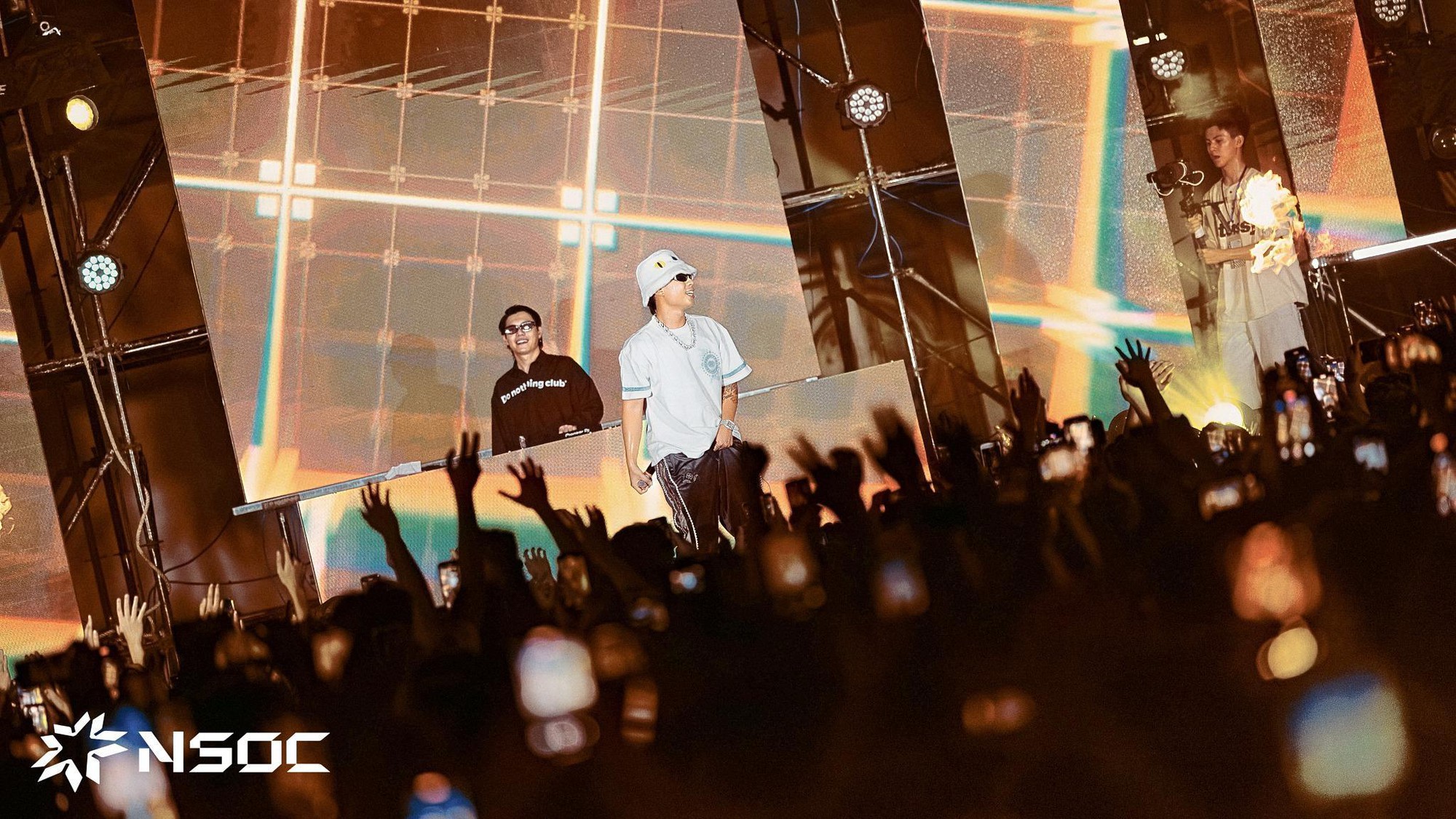 Wake-up 247 tiếp năng lượng cho sinh viên “bùng nổ” cùng NSOC 2025- Ảnh 12.