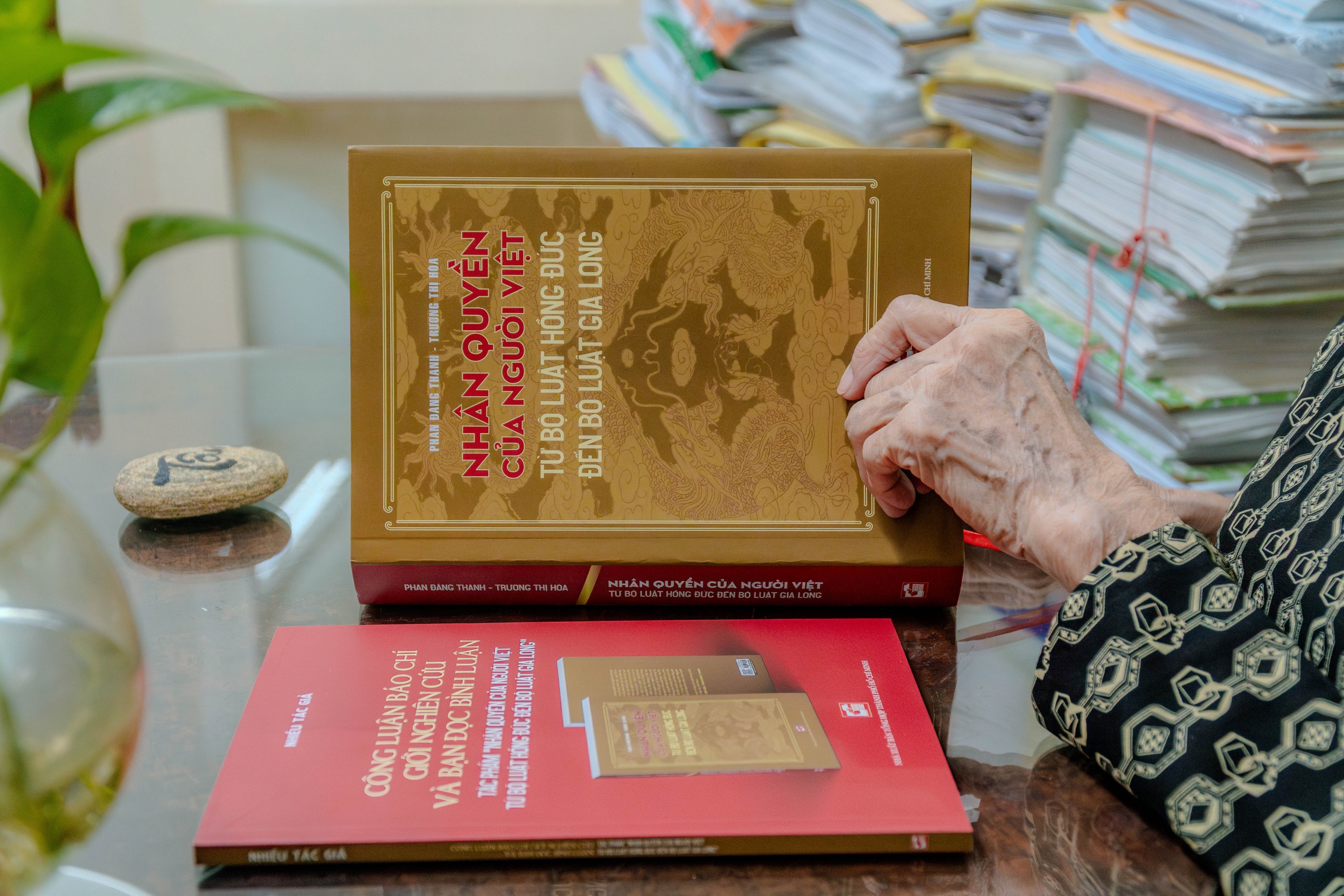 Luật sư Trương Thị Hòa: Làm luật phải tu thân! - Ảnh 2.