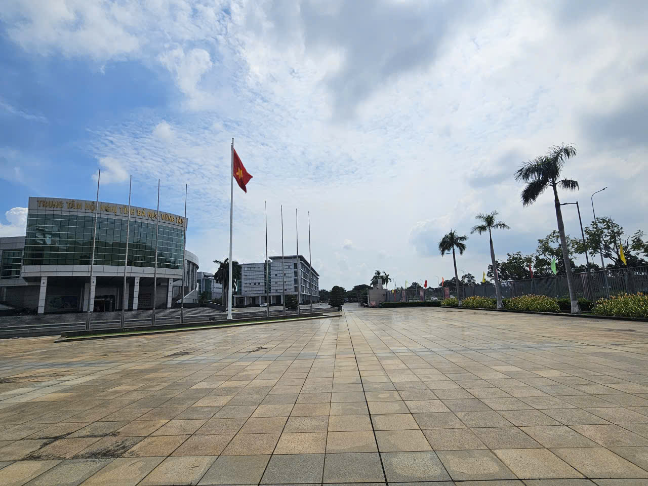 Trụ sở ngàn tỉ đồng giao cho ĐH Y Dược: Những điều cần biết - Ảnh 14.