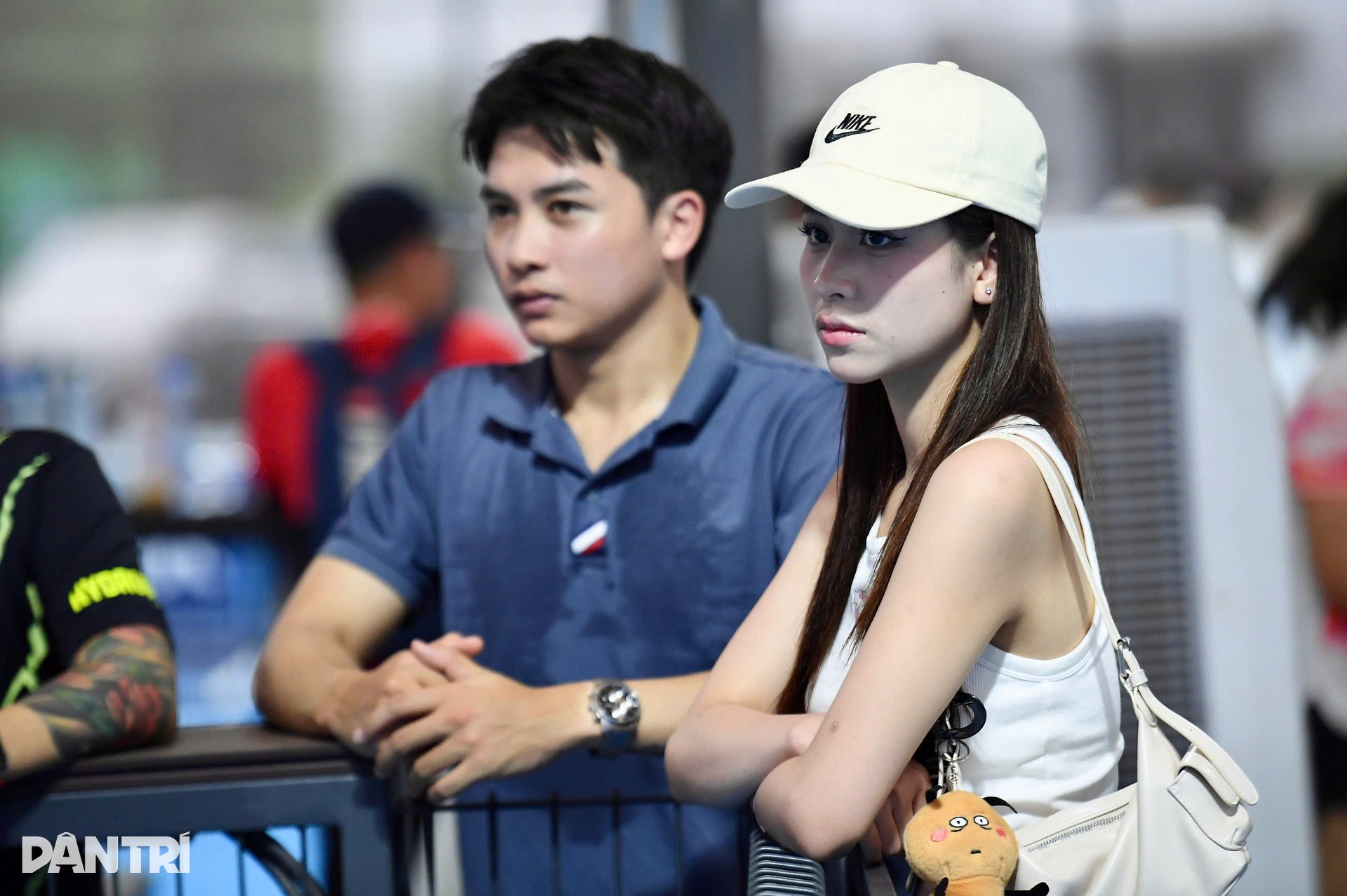 Cổ động viên xinh đẹp làm tăng sức nóng tại giải pickleball báo Dân trí - 3