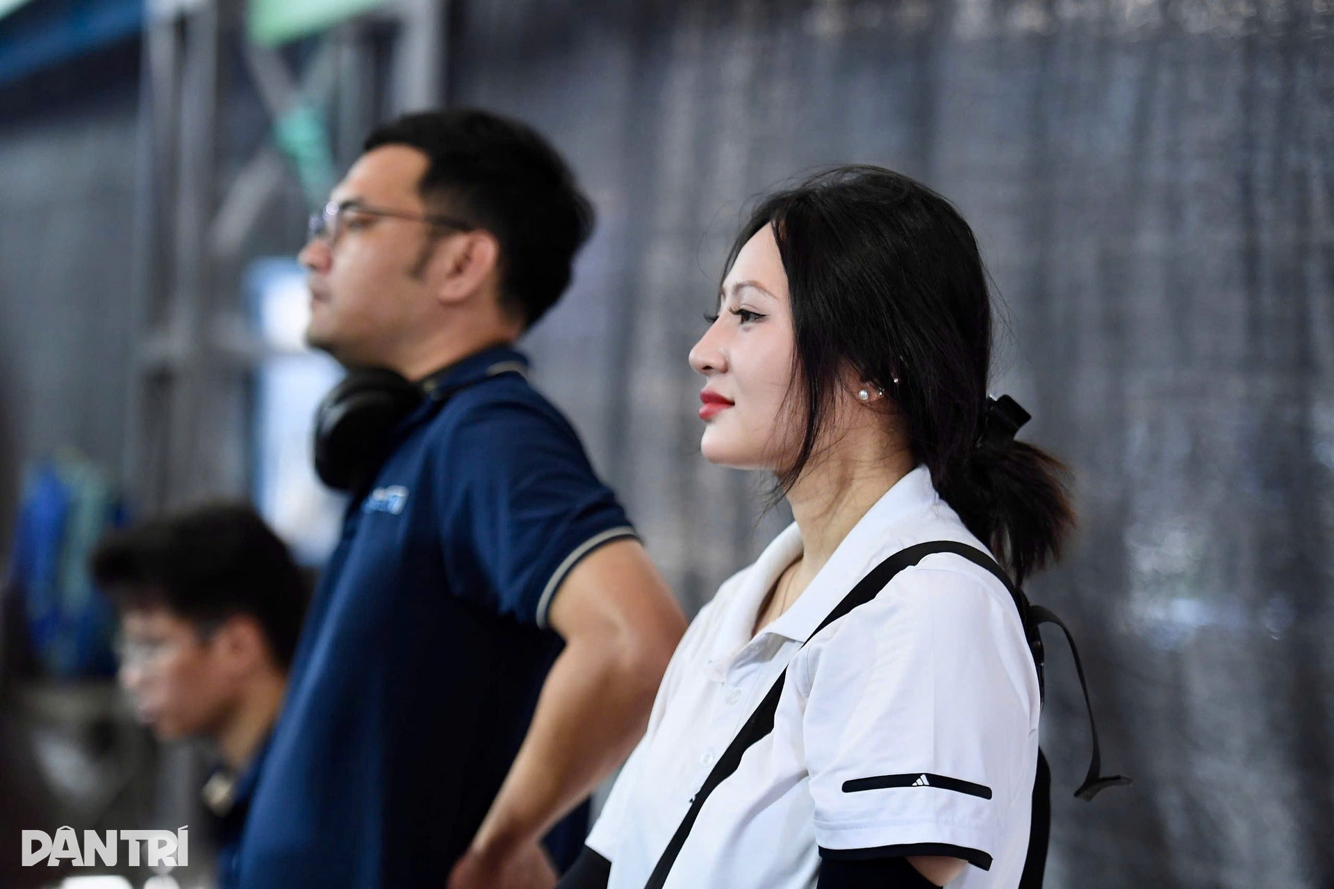 Cổ động viên xinh đẹp làm tăng sức nóng tại giải pickleball báo Dân trí - 9