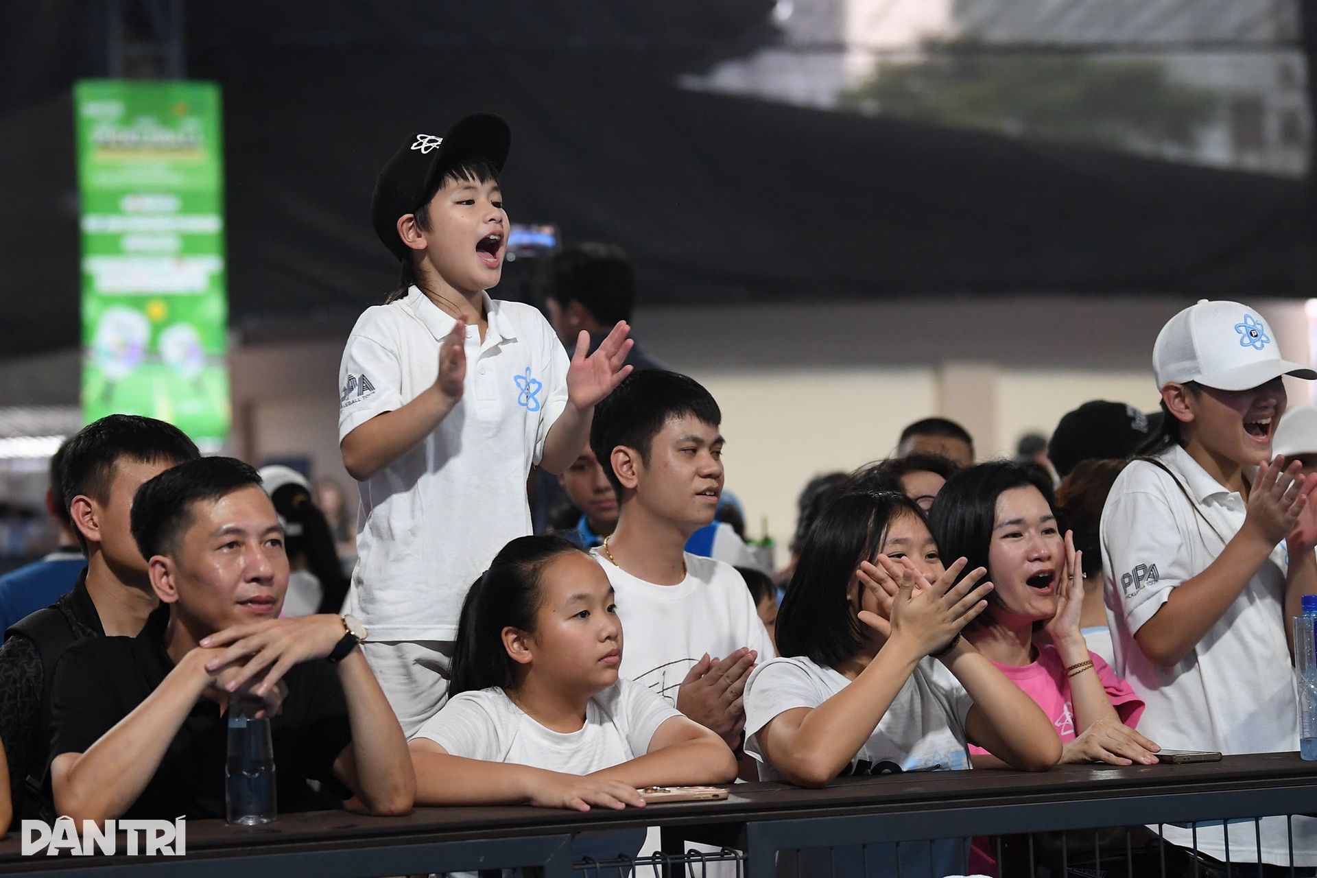 Cặp VĐV 2K chiến thắng đầy kịch tính trước ứng cử viên vô địch Hằng Adam - 26