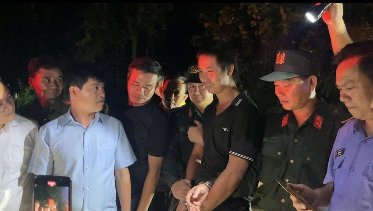 Vụ nghi phạm giết 3 người ở Đồng Nai: Hung thủ gây án bước đầu khai gì?- Ảnh 4. Vụ nghi phạm giết 3 người ở Đồng Nai: Hung thủ gây án bước đầu khai gì?- Ảnh 4.