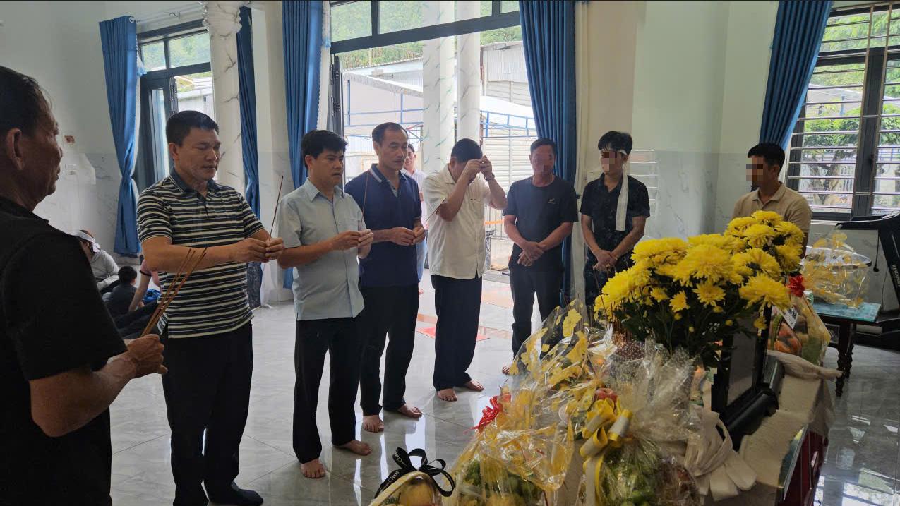 Vụ nghi phạm giết 3 người ở Đồng Nai: Hung thủ gây án bước đầu khai gì?- Ảnh 9. Vụ nghi phạm giết 3 người ở Đồng Nai: Hung thủ gây án bước đầu khai gì?- Ảnh 9.