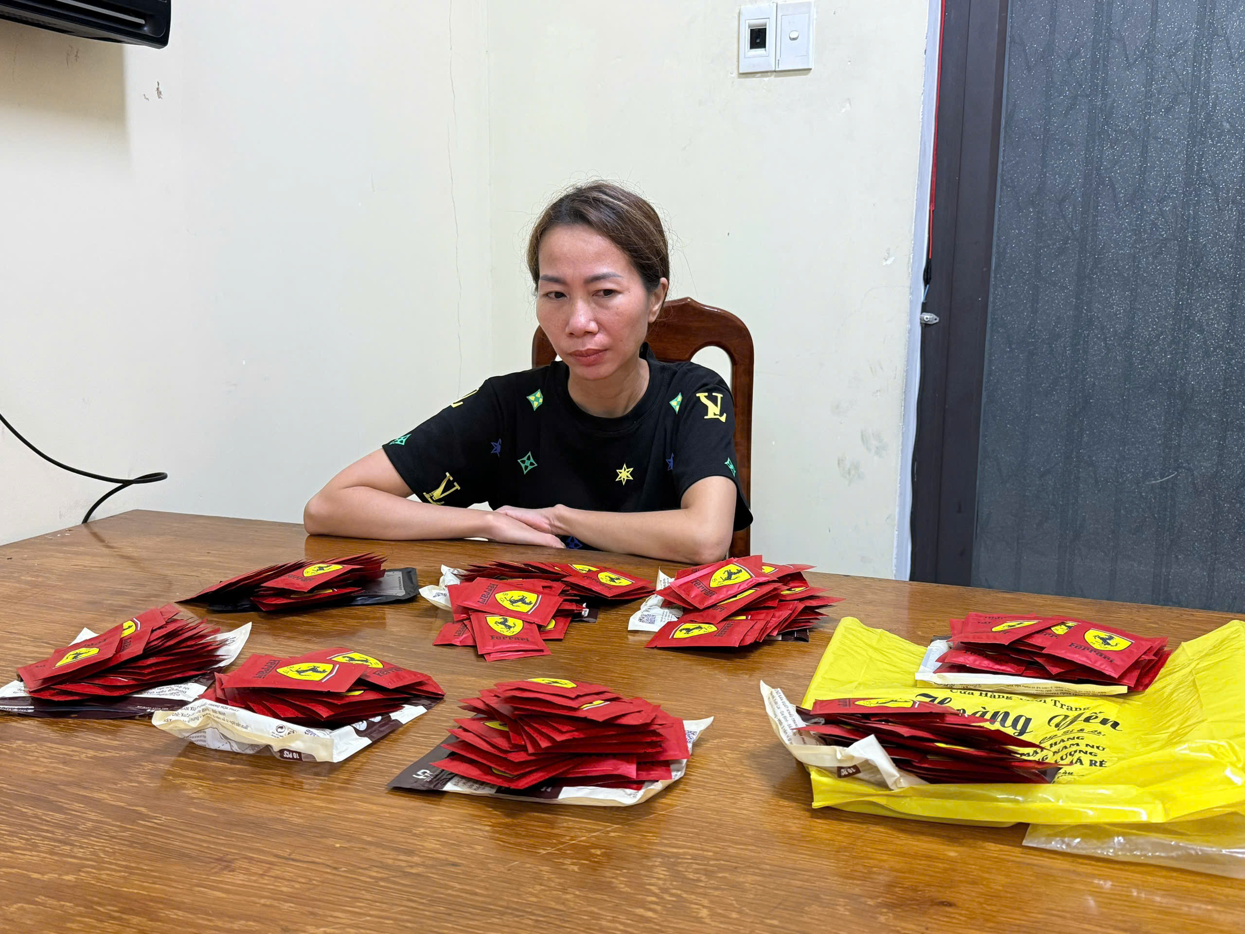 Trinh sát Công an Đà Nẵng bắt tội phạm ma túy như trong phim - Ảnh 4.